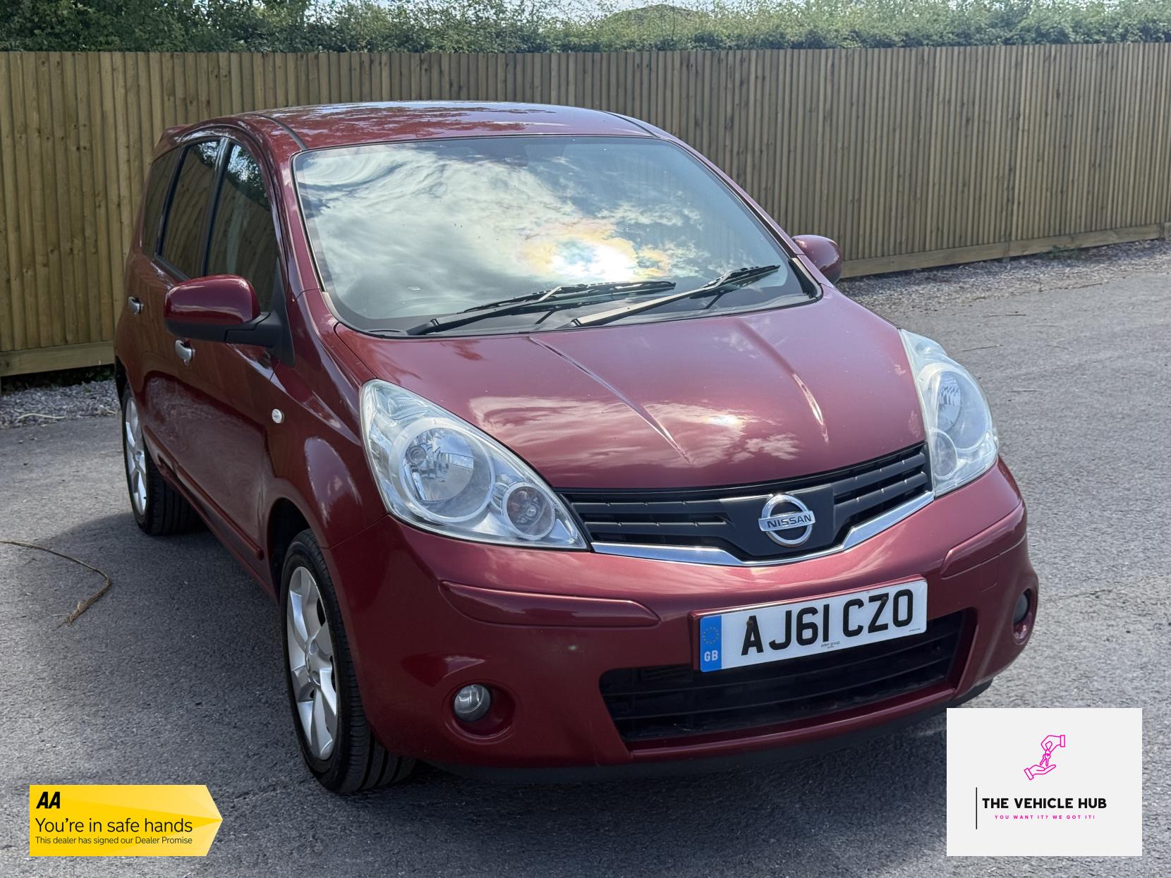 Nissan Note 1.6 16V Tekna Hatchback 5dr Petrol Manual Euro 5 (110 ps)