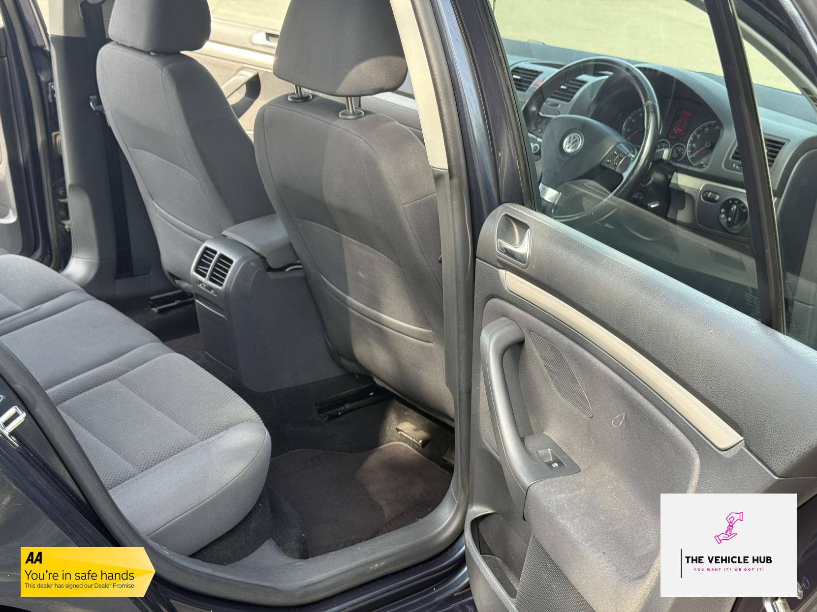 Volkswagen Golf 1.6 FSI Match Hatchback 5dr Petrol Manual (159 g/km, 113 bhp)