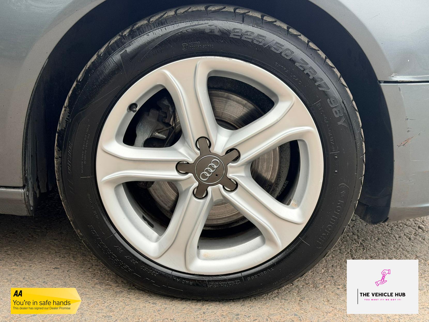 Audi A4 Avant 2.0 TDI SE Technik Estate 5dr Diesel Manual Euro 5 (s/s) (177 ps)