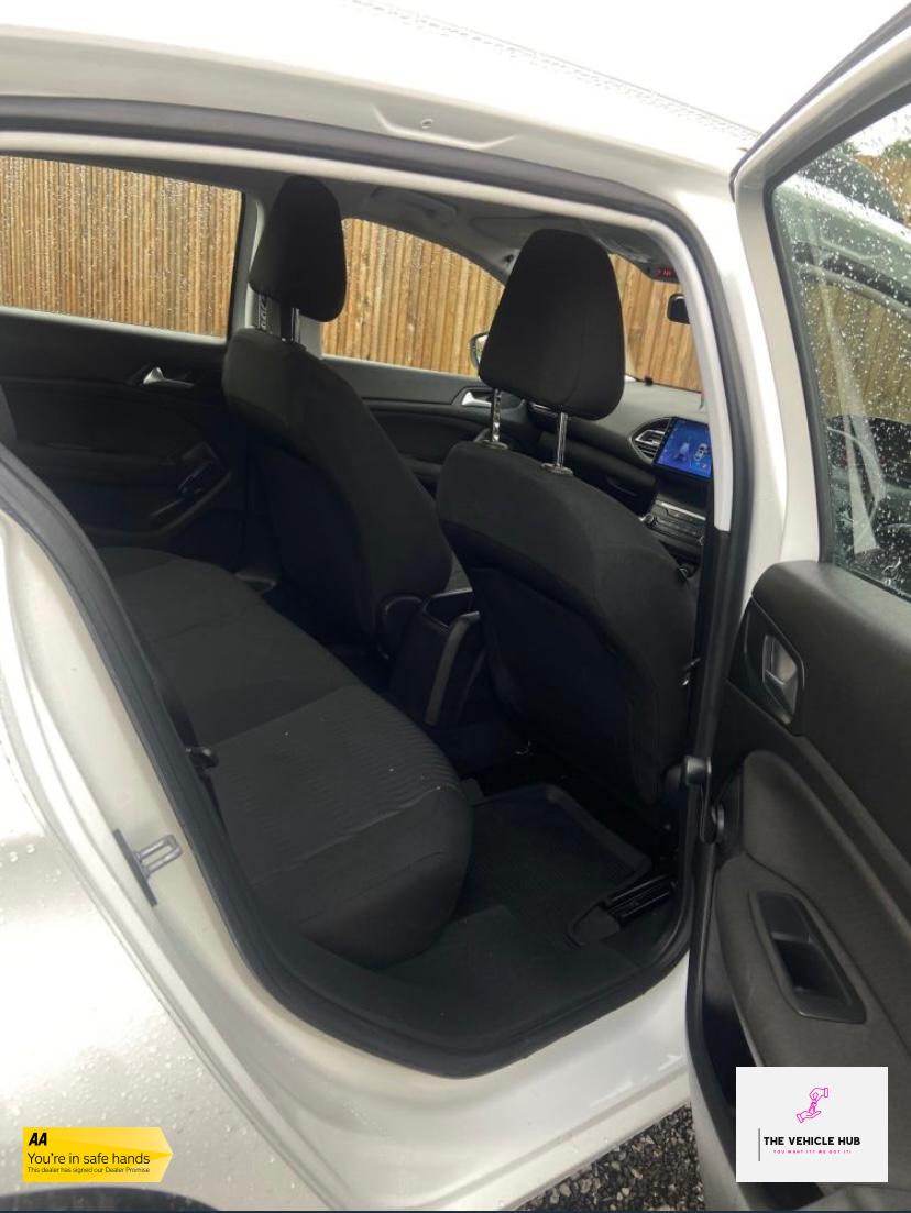 Peugeot 308 1.5 Hatchback (2017 - 2022)