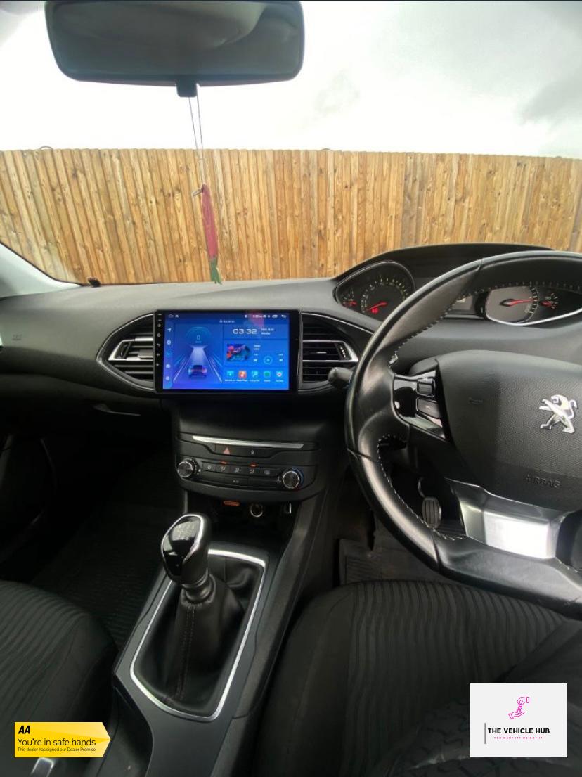 Peugeot 308 1.5 Hatchback (2017 - 2022)