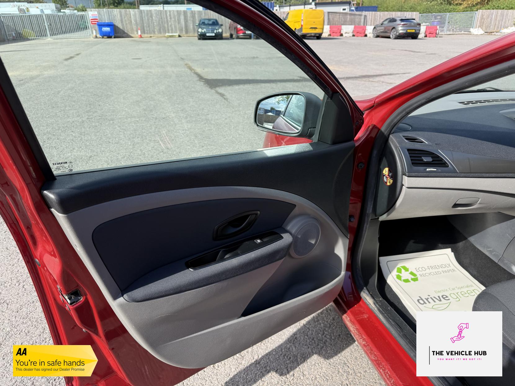 Renault Megane 1.6 16V Generation Hatchback 5dr Petrol Manual Euro 5 (100 ps)