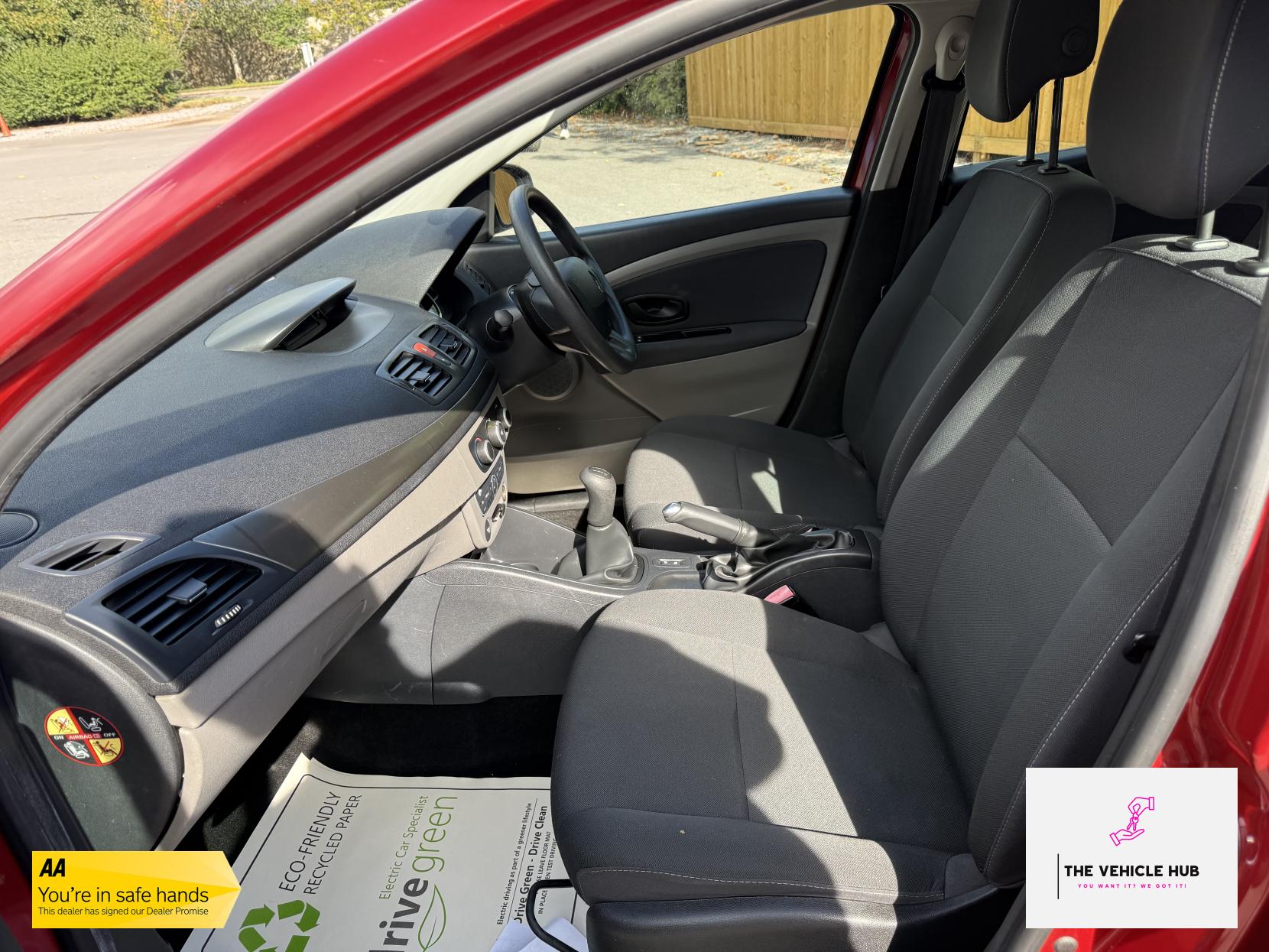 Renault Megane 1.6 16V Generation Hatchback 5dr Petrol Manual Euro 5 (100 ps)