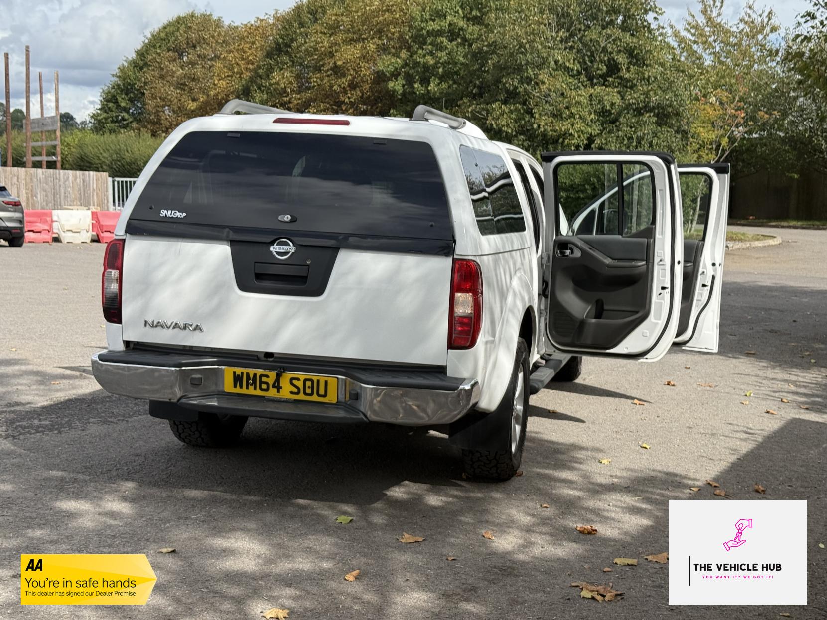 Nissan Navara 2.5 dCi Acenta Pickup Double Cab 4dr Diesel Manual 4WD Euro 5 (190 ps)