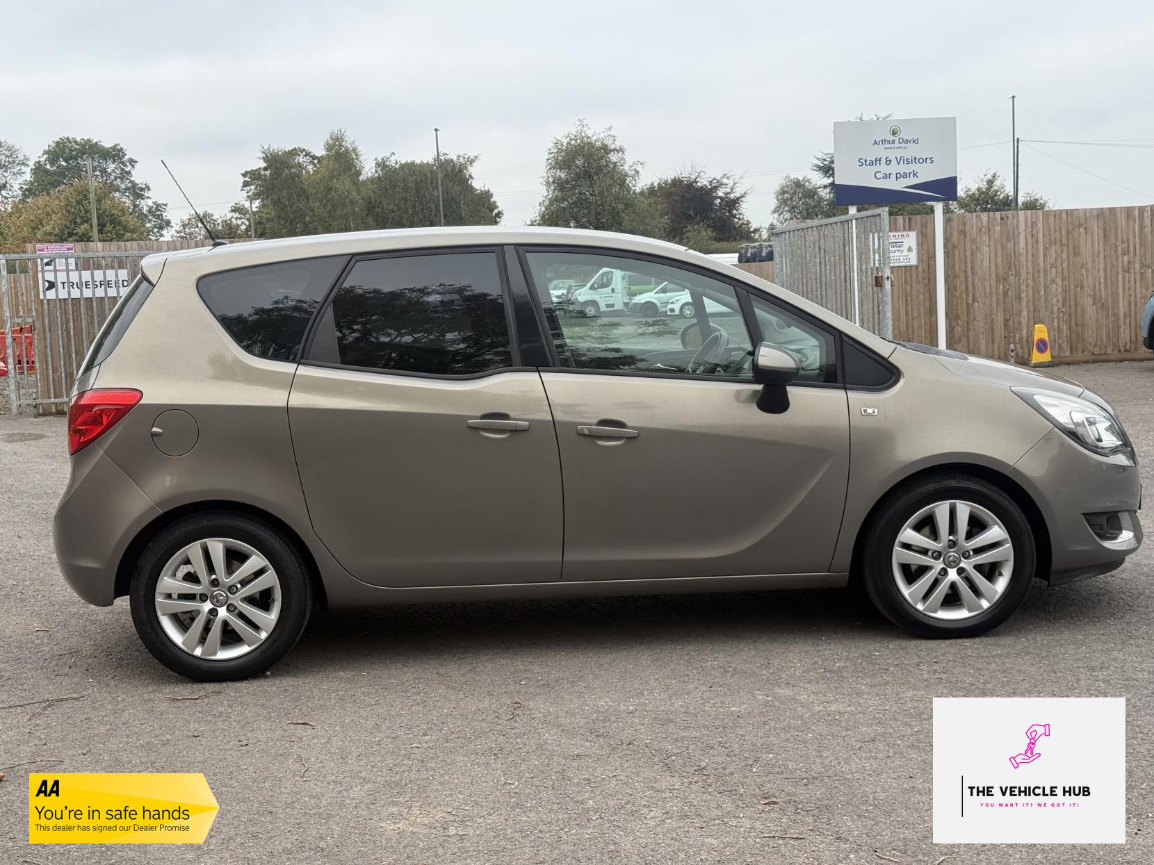 Vauxhall Meriva 1.4i Life MPV 5dr Petrol Manual Euro 6 (100 ps)