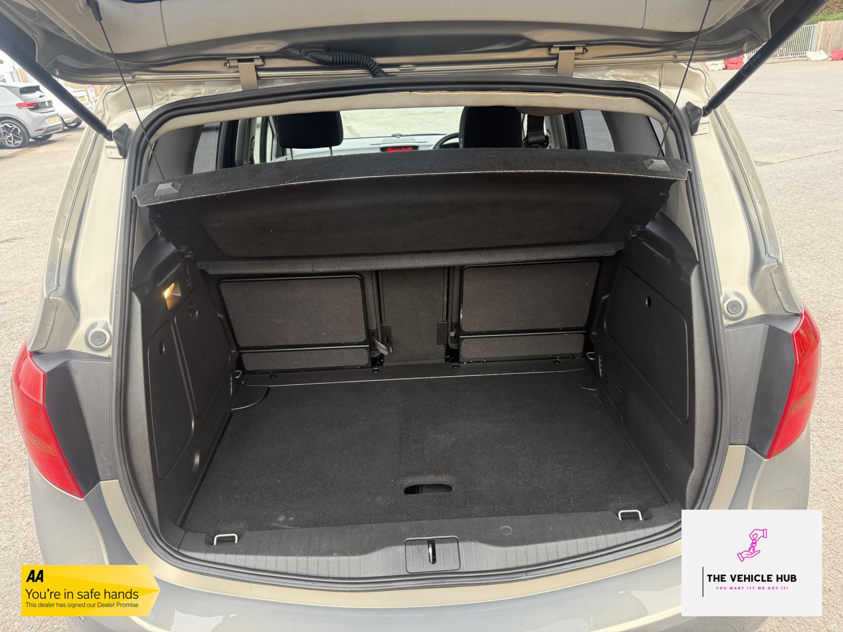 Vauxhall Meriva 1.4i Life MPV 5dr Petrol Manual Euro 6 (100 ps)