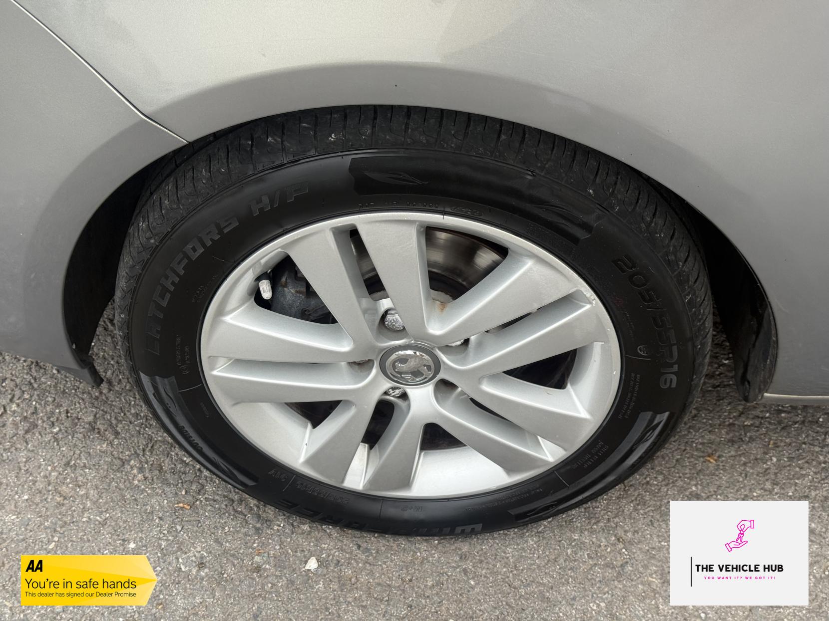 Vauxhall Meriva 1.4i Life MPV 5dr Petrol Manual Euro 6 (100 ps)