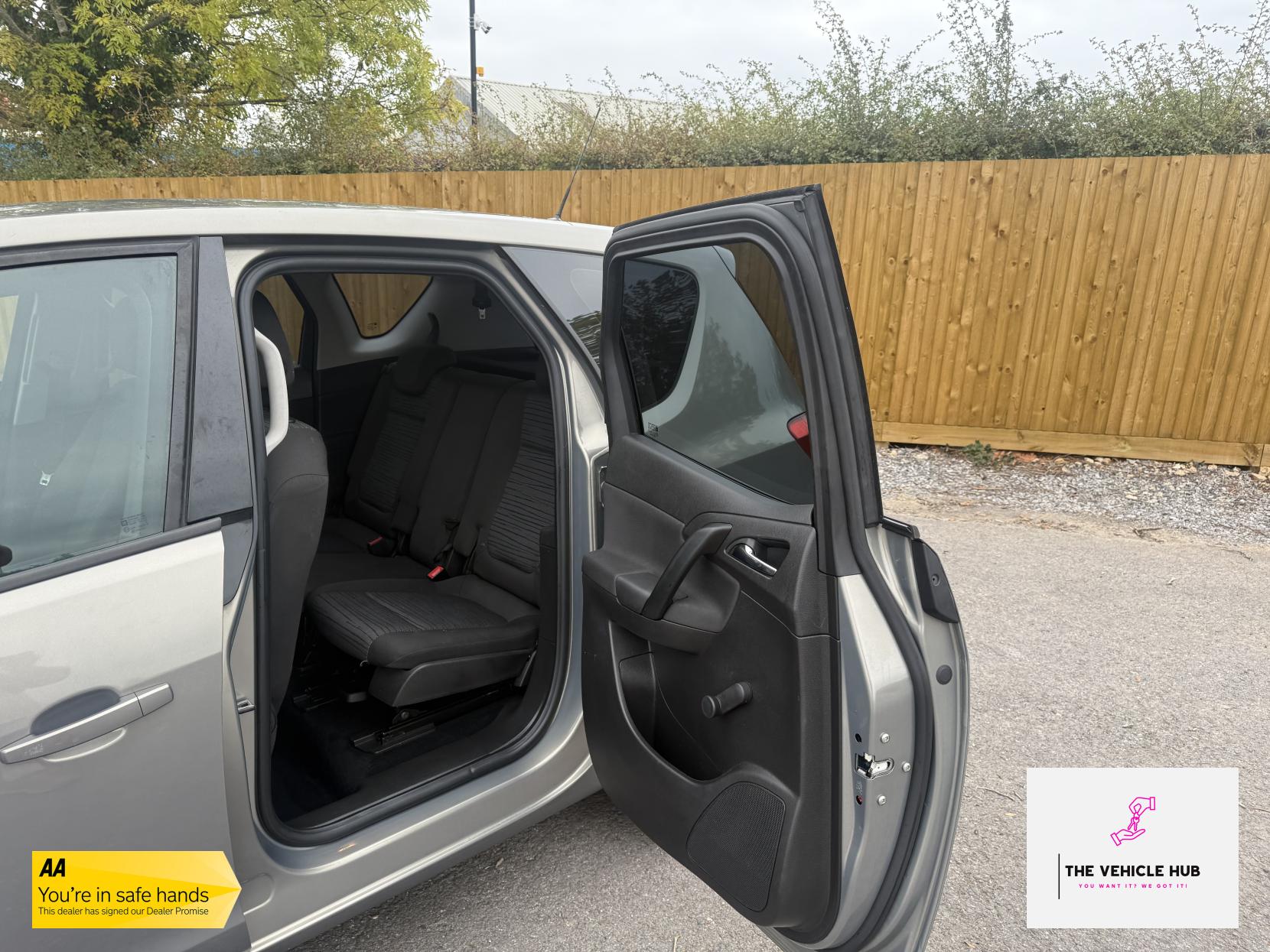 Vauxhall Meriva 1.4i Life MPV 5dr Petrol Manual Euro 6 (100 ps)