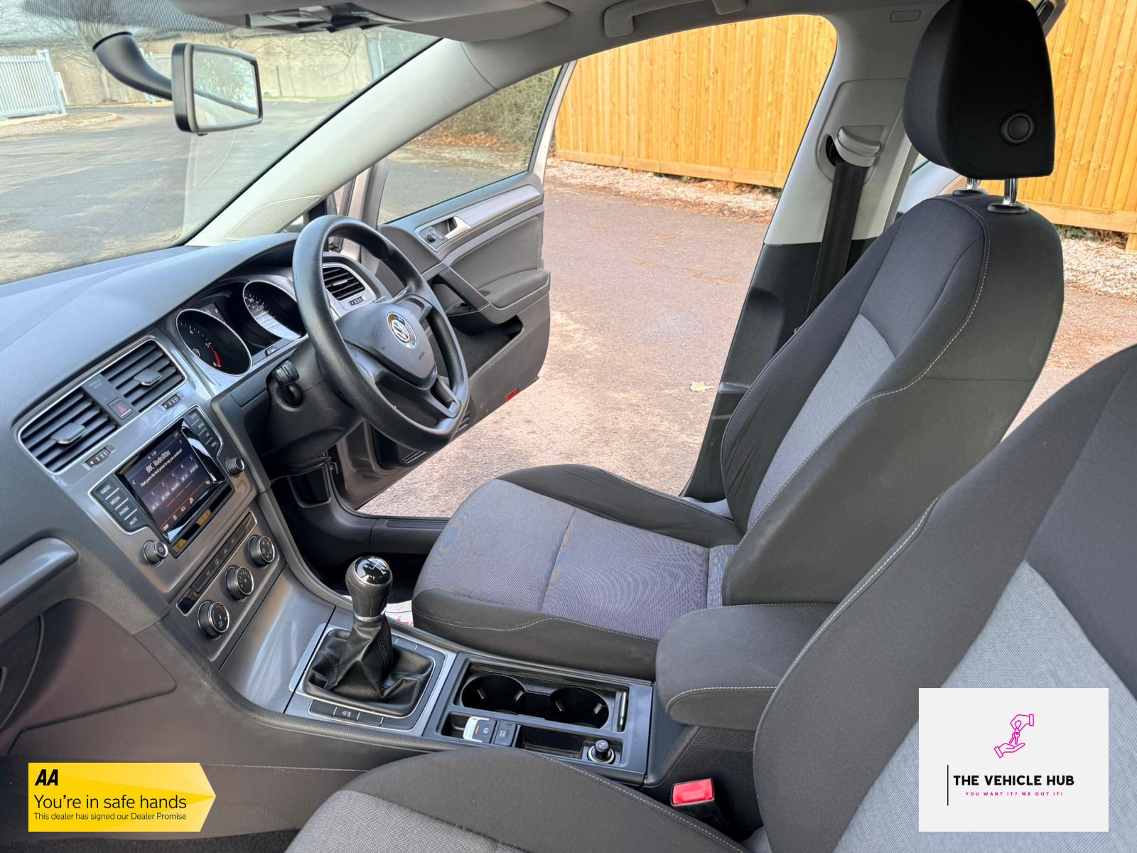 Volkswagen Golf 1.6 TDI BlueMotion Tech S Hatchback 5dr Diesel Manual Euro 5 (s/s) (105 ps)