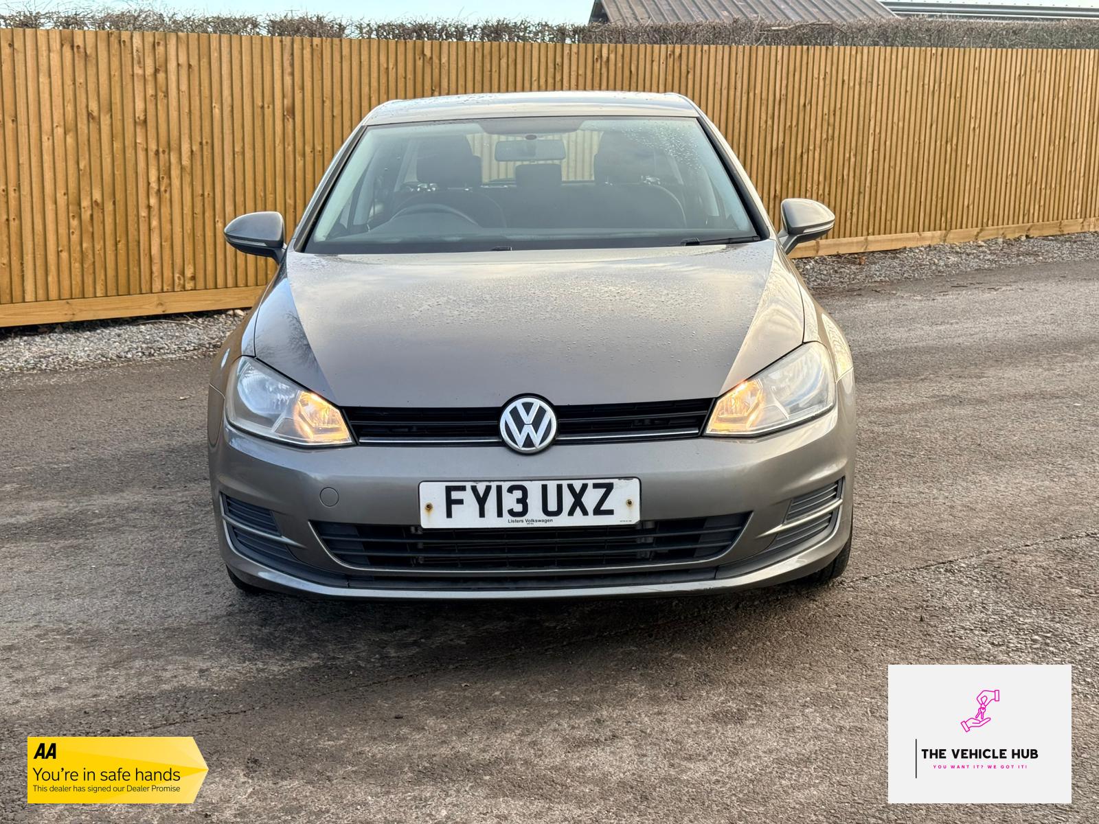 Volkswagen Golf 1.6 TDI BlueMotion Tech S Hatchback 5dr Diesel Manual Euro 5 (s/s) (105 ps)