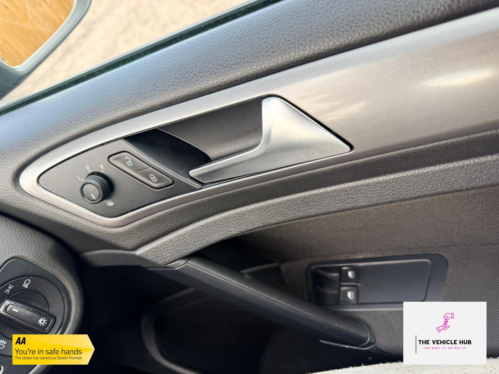 Volkswagen Golf 1.6 TDI BlueMotion Tech S Hatchback 5dr Diesel Manual Euro 5 (s/s) (105 ps)