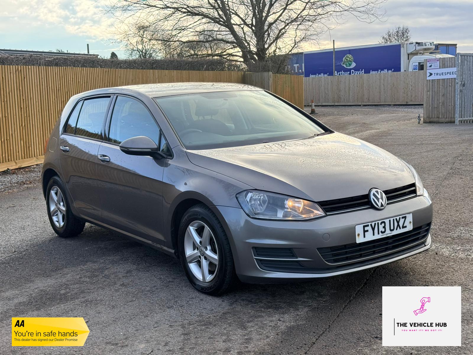 Volkswagen Golf 1.6 TDI BlueMotion Tech S Hatchback 5dr Diesel Manual Euro 5 (s/s) (105 ps)
