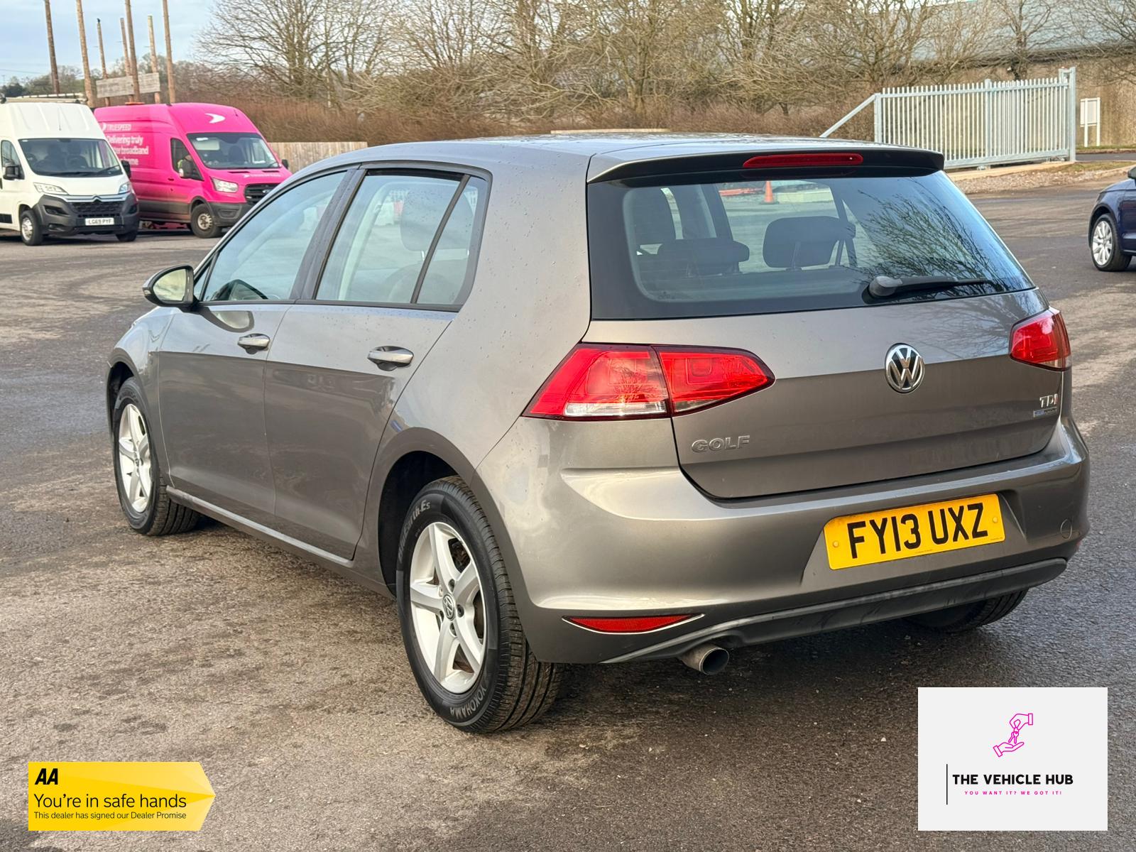 Volkswagen Golf 1.6 TDI BlueMotion Tech S Hatchback 5dr Diesel Manual Euro 5 (s/s) (105 ps)