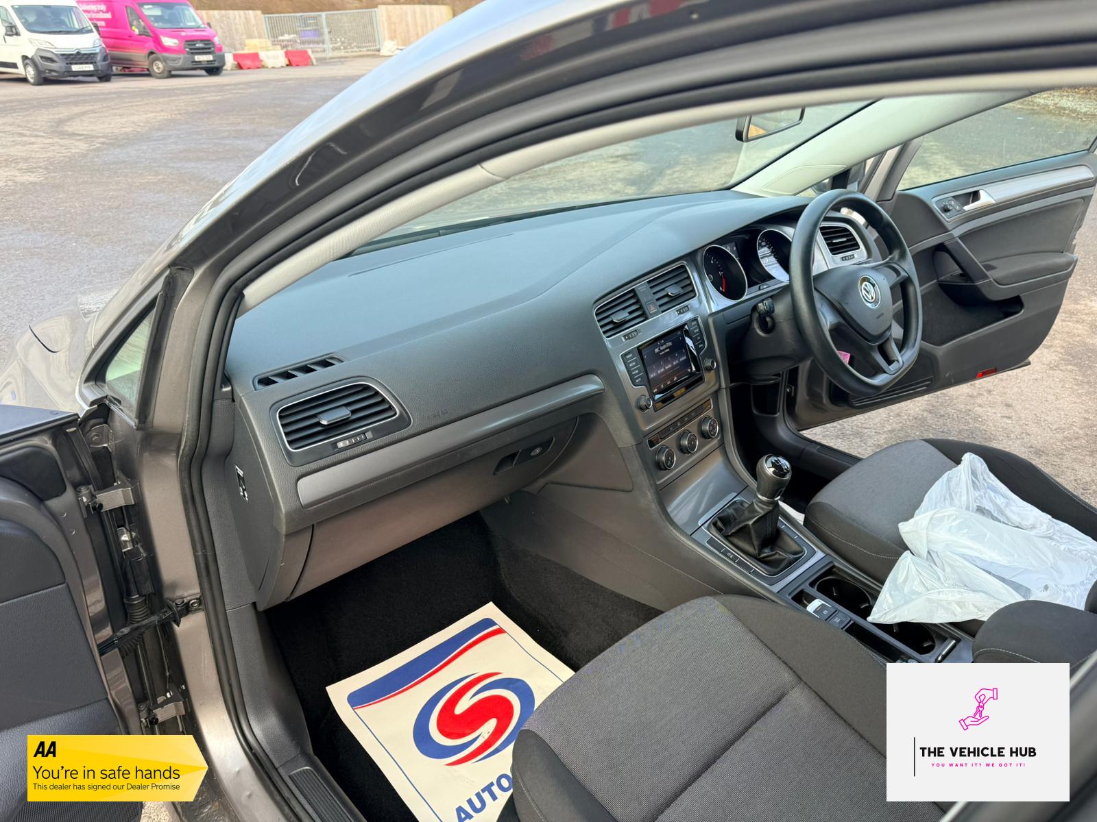 Volkswagen Golf 1.6 TDI BlueMotion Tech S Hatchback 5dr Diesel Manual Euro 5 (s/s) (105 ps)