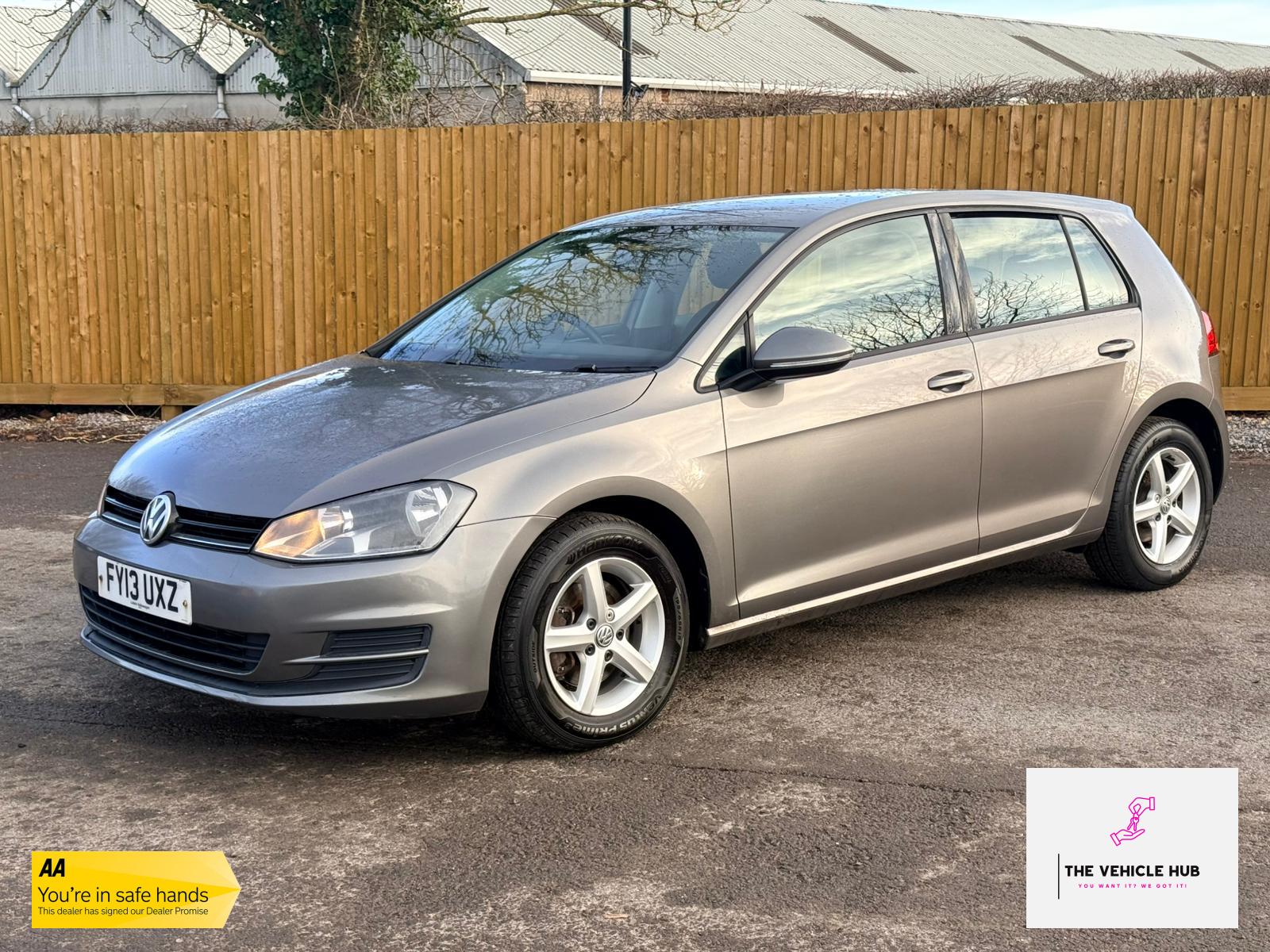 Volkswagen Golf 1.6 TDI BlueMotion Tech S Hatchback 5dr Diesel Manual Euro 5 (s/s) (105 ps)