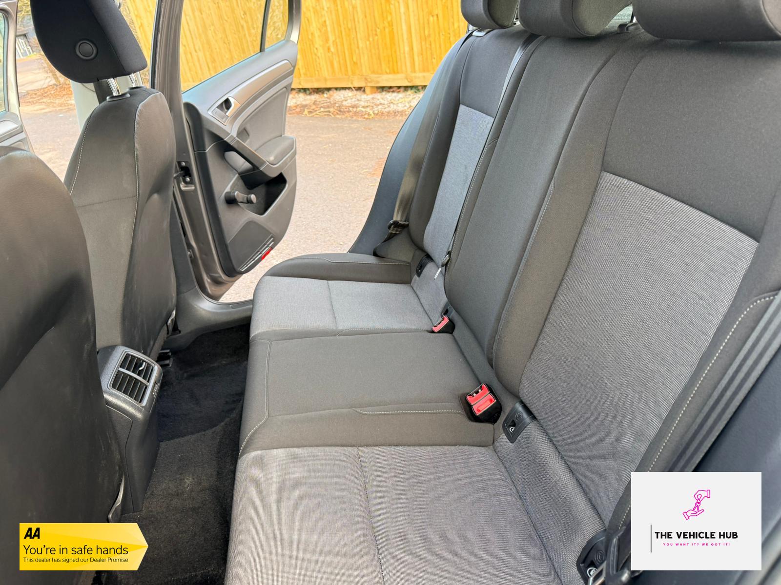 Volkswagen Golf 1.6 TDI BlueMotion Tech S Hatchback 5dr Diesel Manual Euro 5 (s/s) (105 ps)