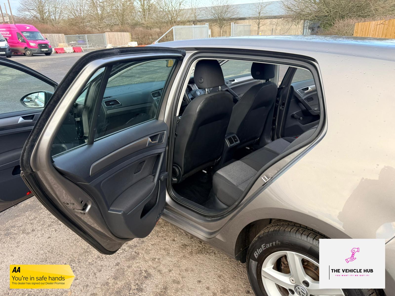 Volkswagen Golf 1.6 TDI BlueMotion Tech S Hatchback 5dr Diesel Manual Euro 5 (s/s) (105 ps)