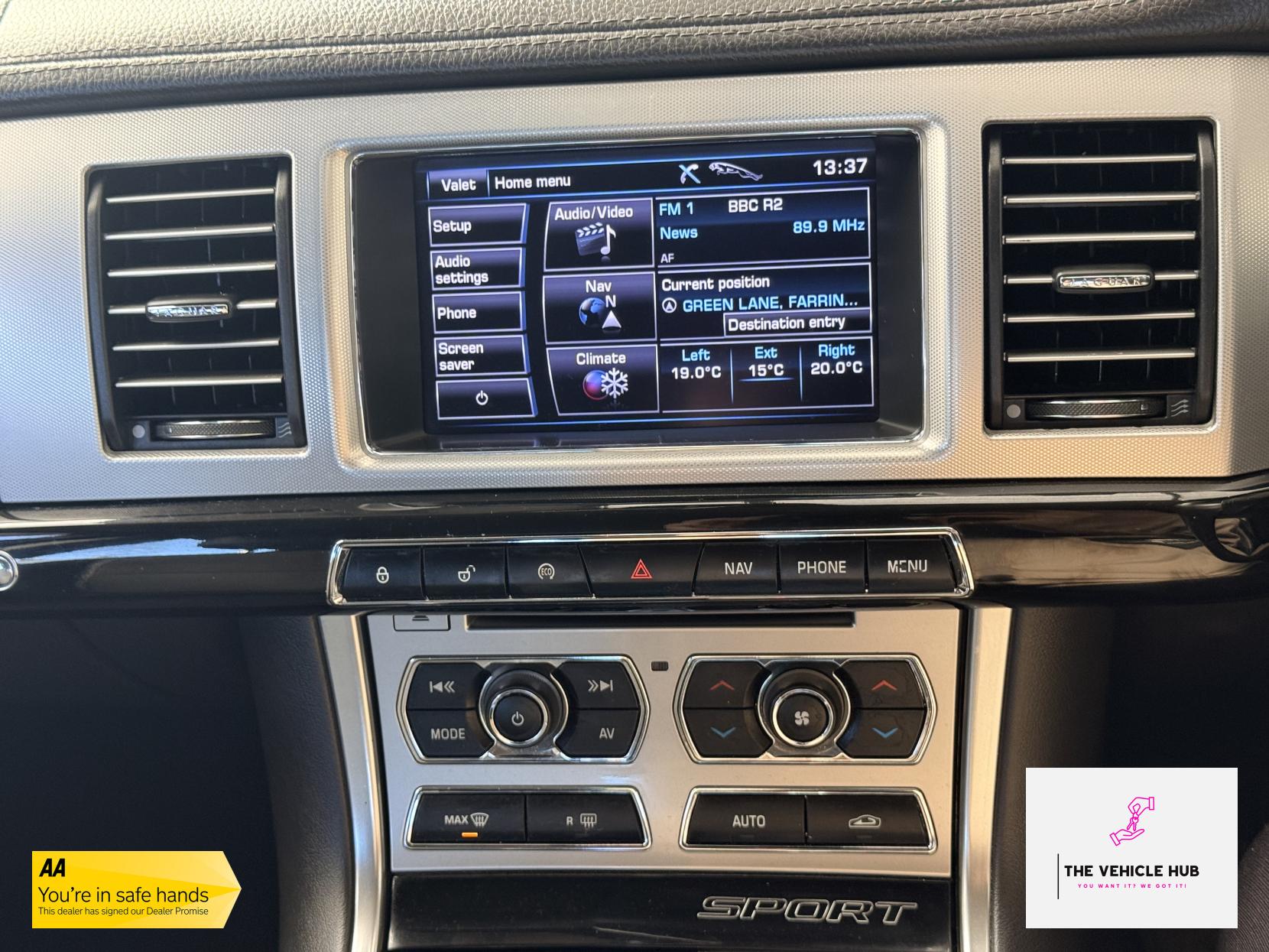 Jaguar XF 2.2d Sport Saloon 4dr Diesel Auto Euro 5 (s/s) (190 ps)