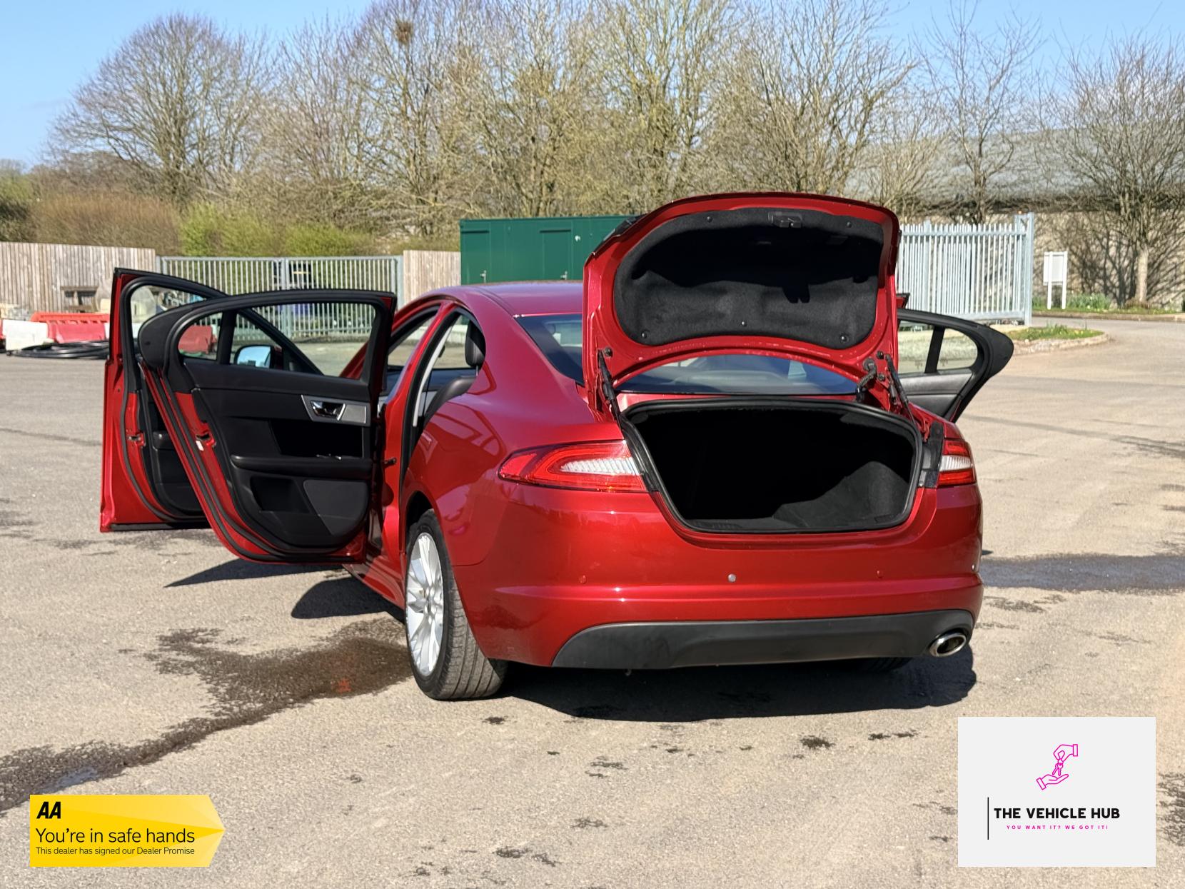 Jaguar XF 2.2d Sport Saloon 4dr Diesel Auto Euro 5 (s/s) (190 ps)