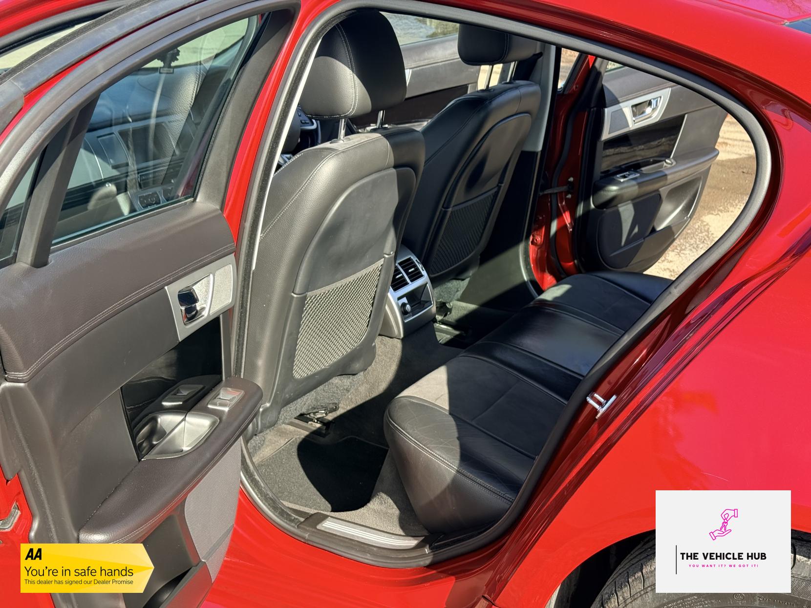 Jaguar XF 2.2d Sport Saloon 4dr Diesel Auto Euro 5 (s/s) (190 ps)