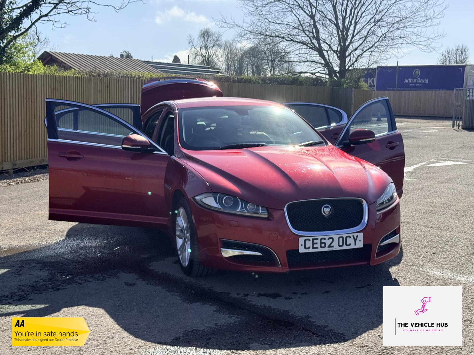 Jaguar XF 2.2d Sport Saloon 4dr Diesel Auto Euro 5 (s/s) (190 ps)