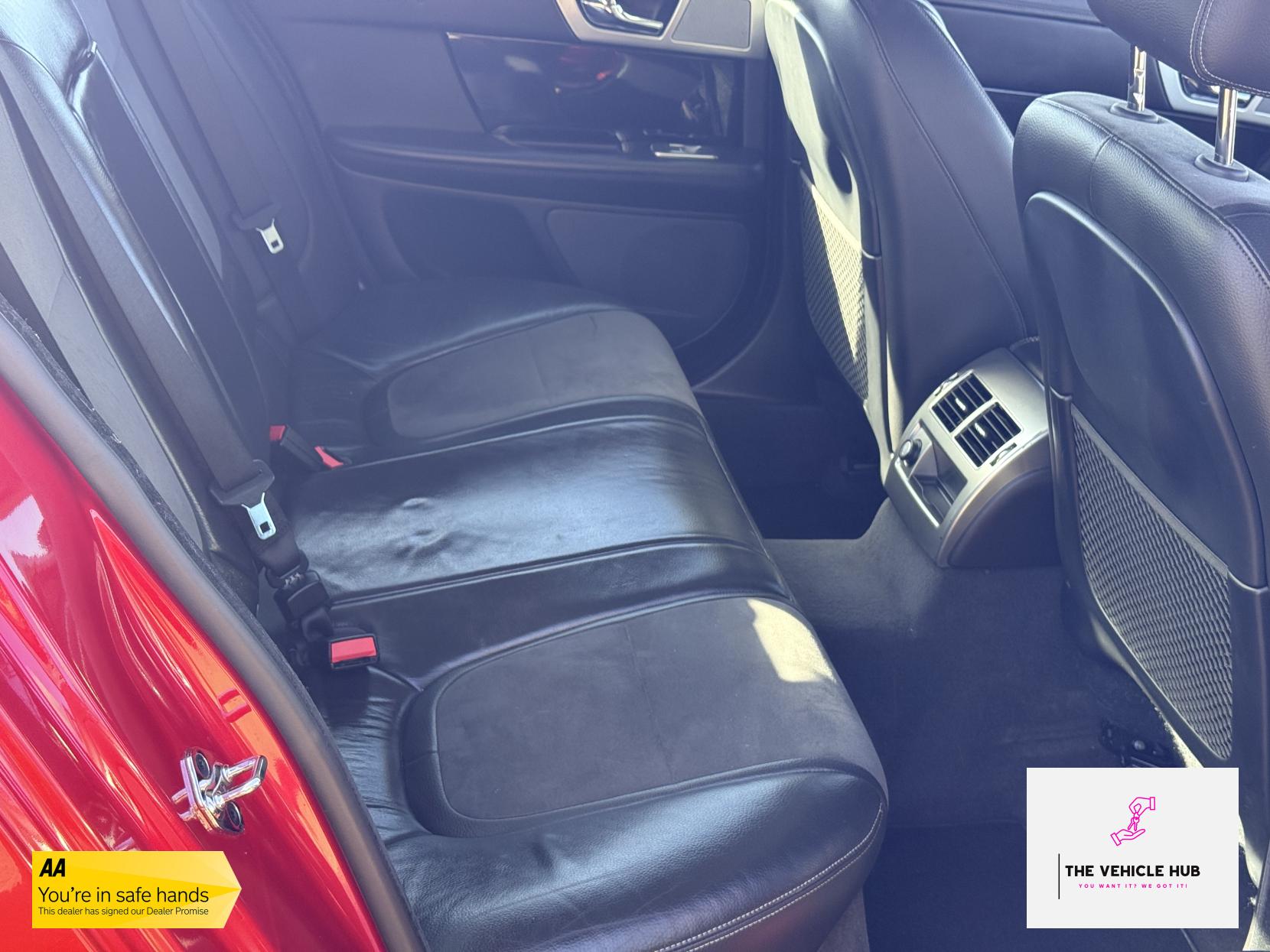 Jaguar XF 2.2d Sport Saloon 4dr Diesel Auto Euro 5 (s/s) (190 ps)