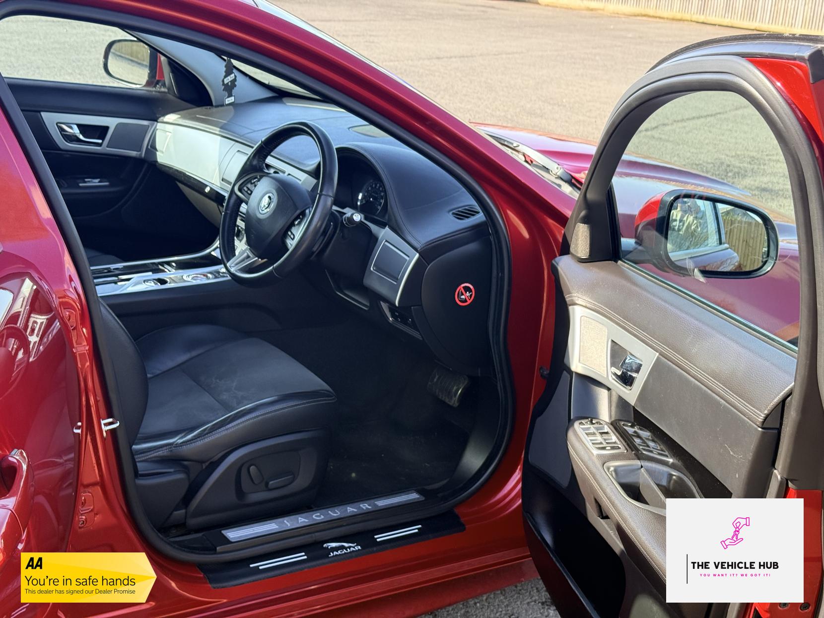 Jaguar XF 2.2d Sport Saloon 4dr Diesel Auto Euro 5 (s/s) (190 ps)