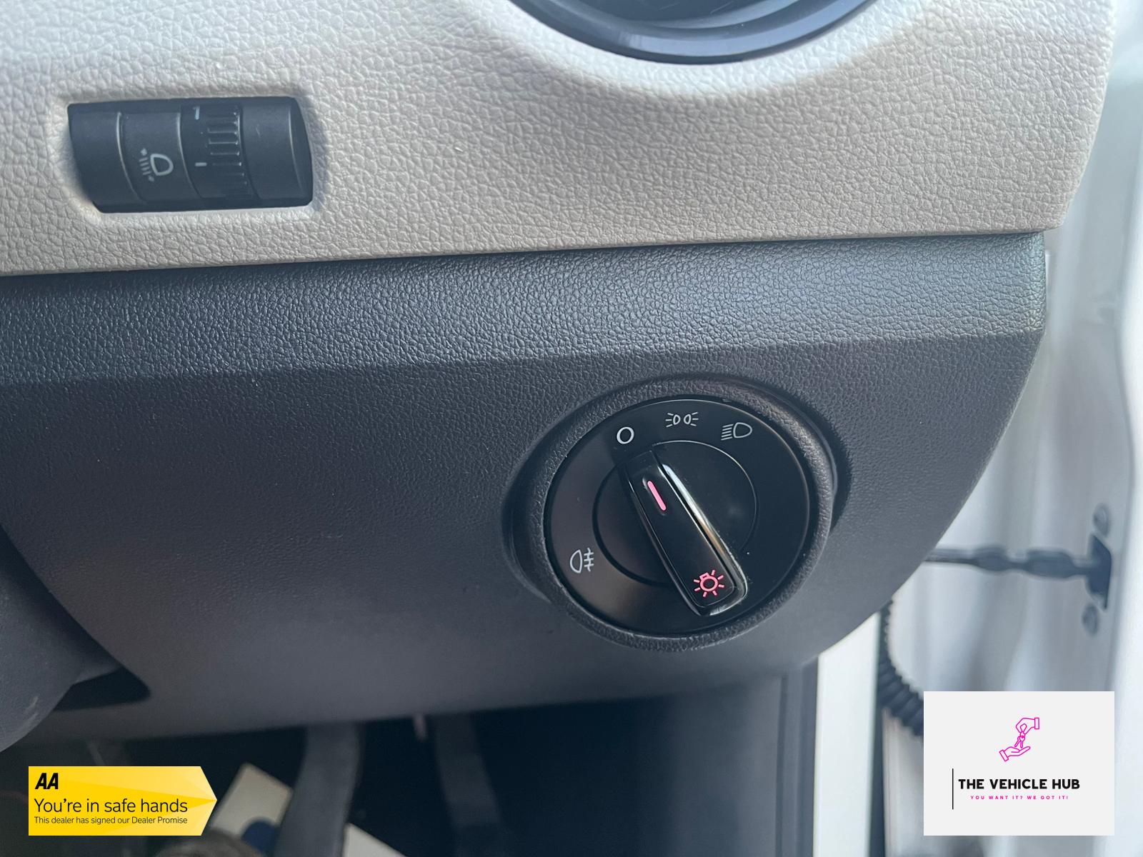 SEAT Mii 1.0 S AC Hatchback (2012 - )