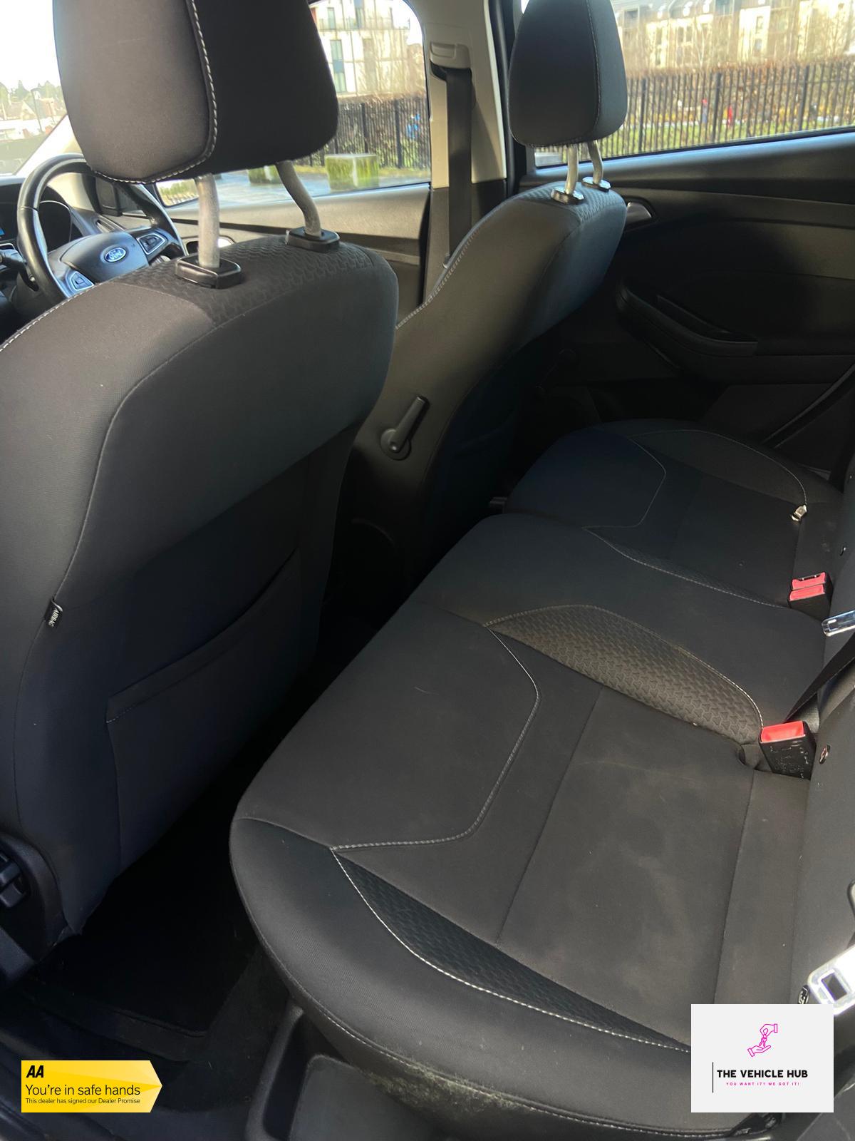 Ford Focus 1.0T EcoBoost Zetec Hatchback 5dr Petrol Manual Euro 6 (s/s) (125 ps)