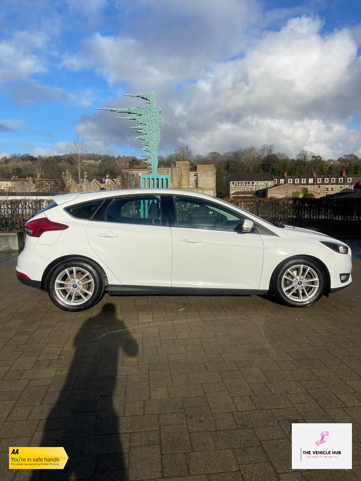 Ford Focus 1.0T EcoBoost Zetec Hatchback 5dr Petrol Manual Euro 6 (s/s) (125 ps)