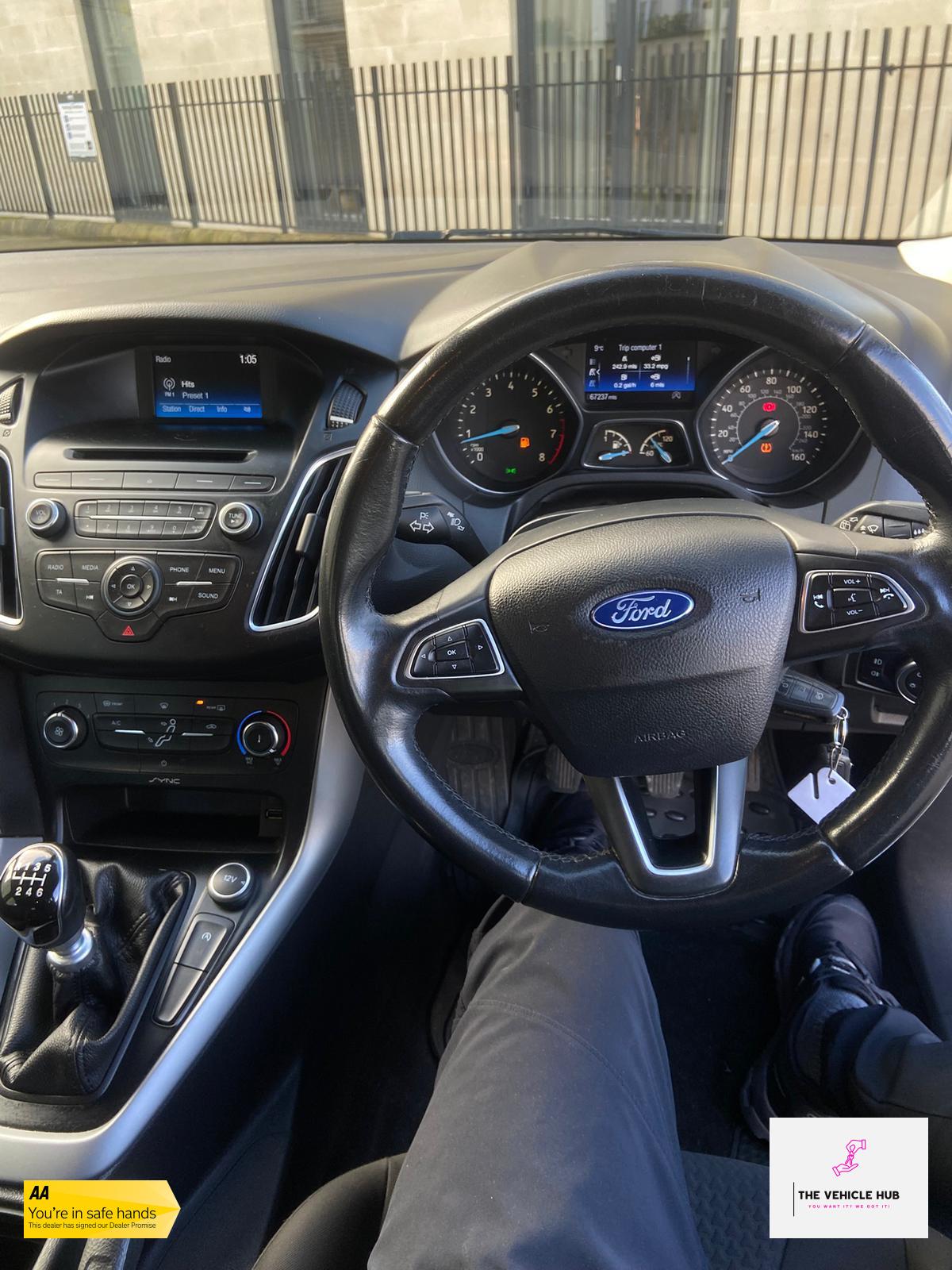 Ford Focus 1.0T EcoBoost Zetec Hatchback 5dr Petrol Manual Euro 6 (s/s) (125 ps)