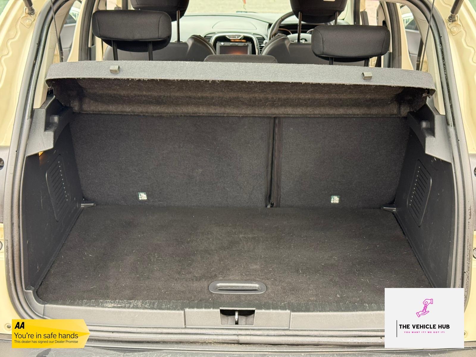 Renault Captur 1.5 dCi ENERGY Dynamique MediaNav SUV 5dr Diesel Manual Euro 5 (s/s) (90 ps)