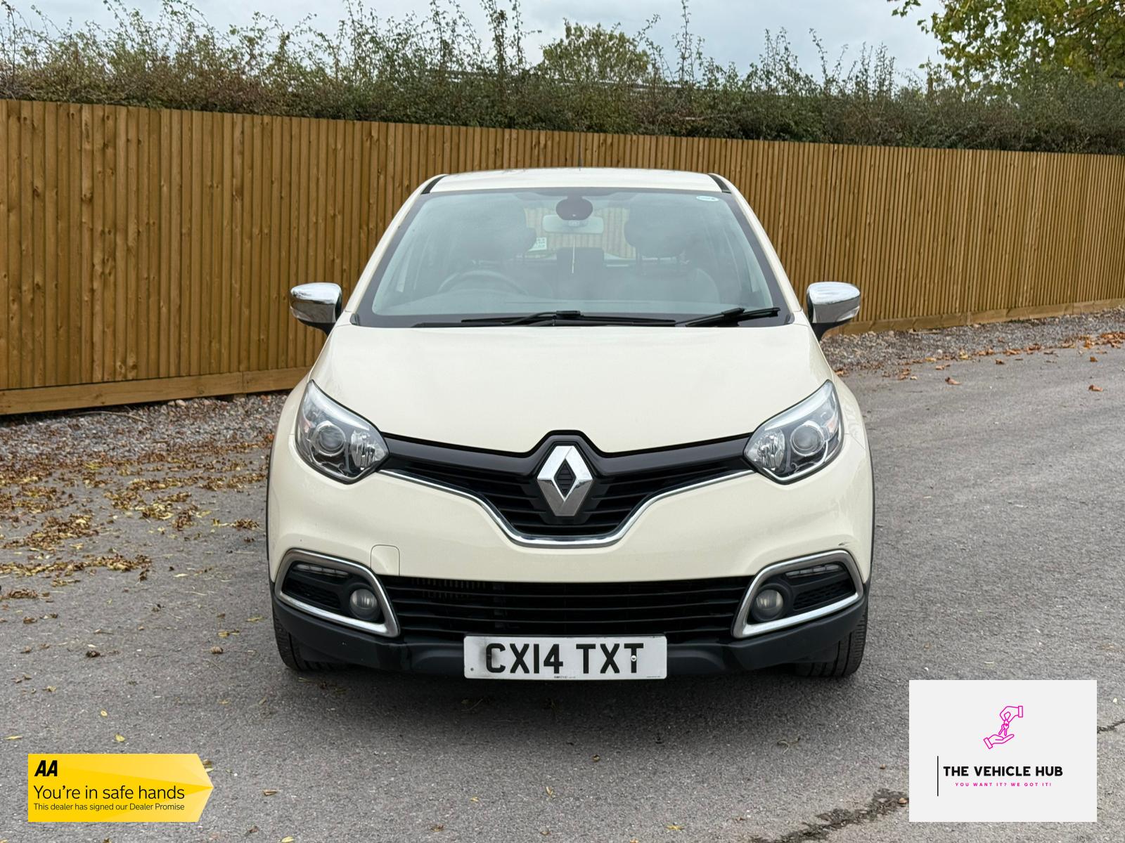 Renault Captur 1.5 dCi ENERGY Dynamique MediaNav SUV 5dr Diesel Manual Euro 5 (s/s) (90 ps)