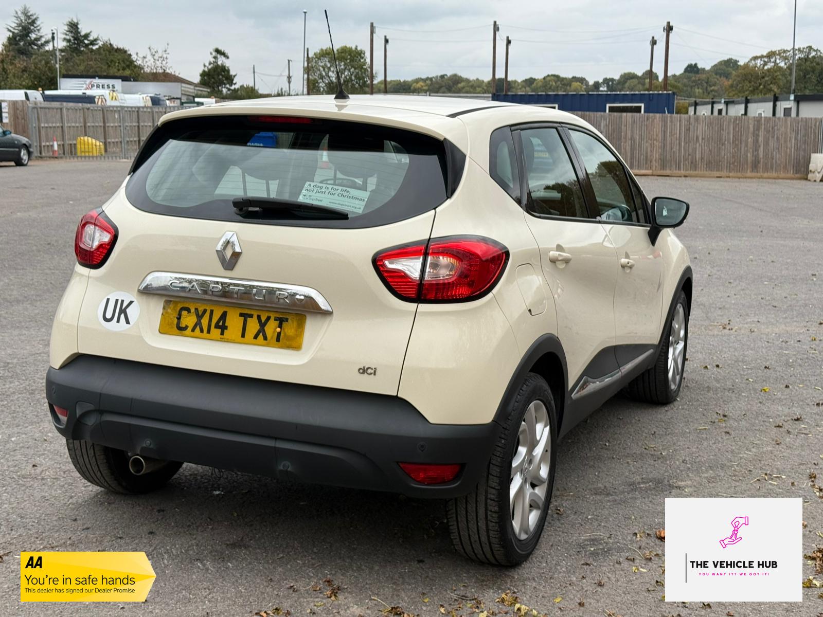 Renault Captur 1.5 dCi ENERGY Dynamique MediaNav SUV 5dr Diesel Manual Euro 5 (s/s) (90 ps)