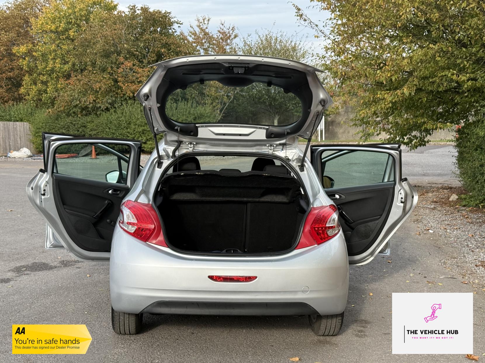 Peugeot 208 1.4 HDi Active Hatchback 5dr Diesel Manual Euro 5 (70 ps)