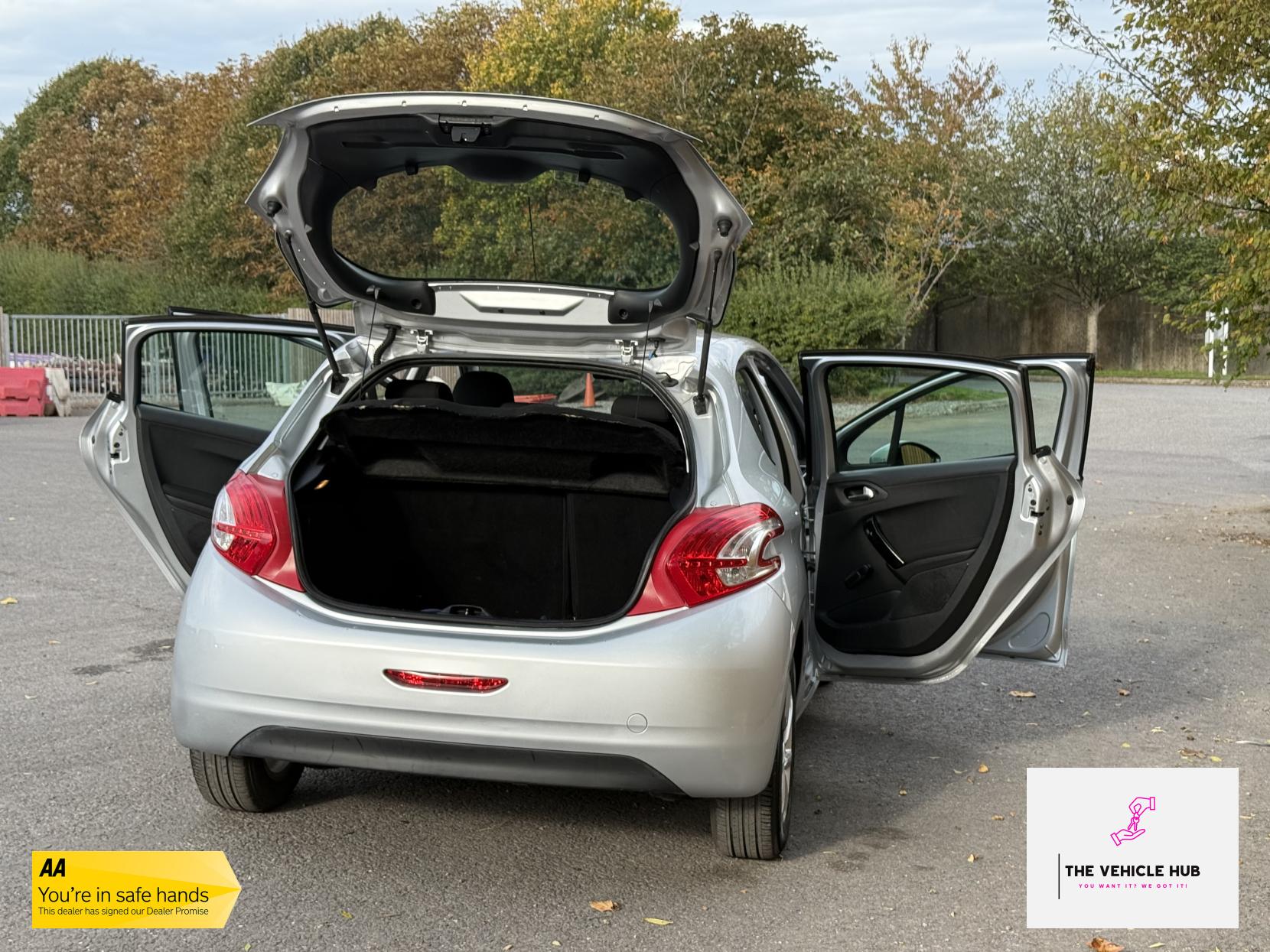 Peugeot 208 1.4 HDi Active Hatchback 5dr Diesel Manual Euro 5 (70 ps)