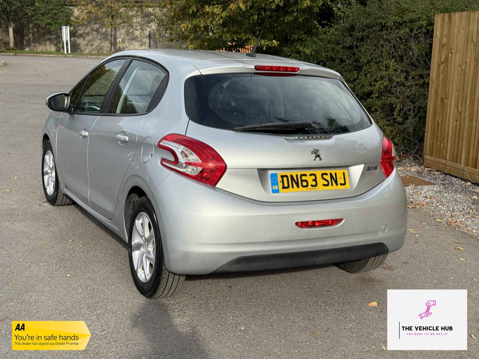 Peugeot 208 1.4 HDi Active Hatchback 5dr Diesel Manual Euro 5 (70 ps)