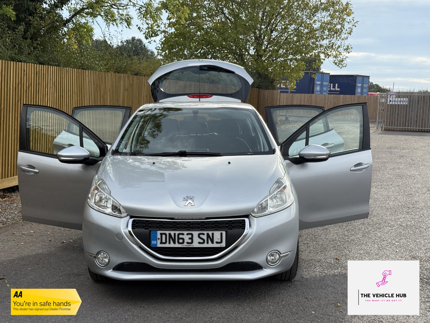 Peugeot 208 1.4 HDi Active Hatchback 5dr Diesel Manual Euro 5 (70 ps)
