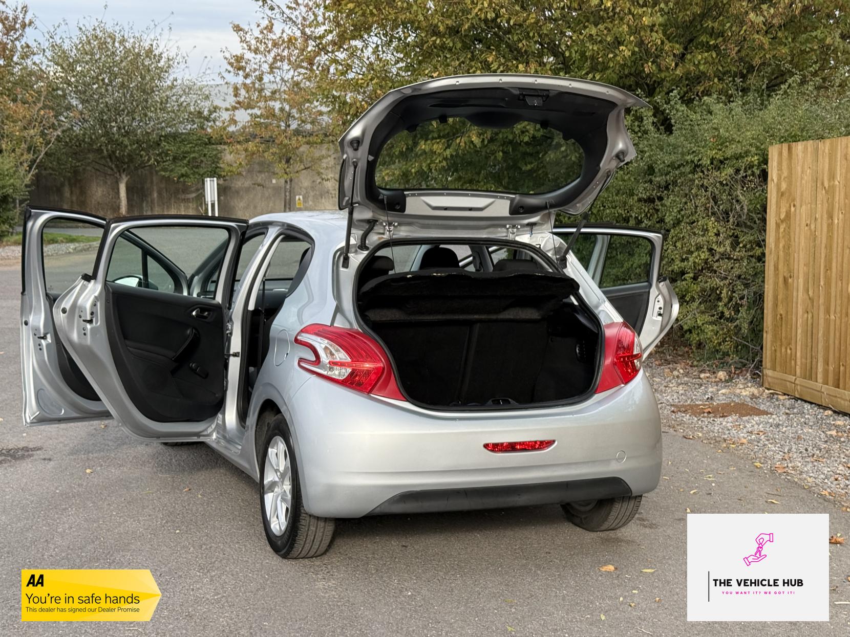 Peugeot 208 1.4 HDi Active Hatchback 5dr Diesel Manual Euro 5 (70 ps)