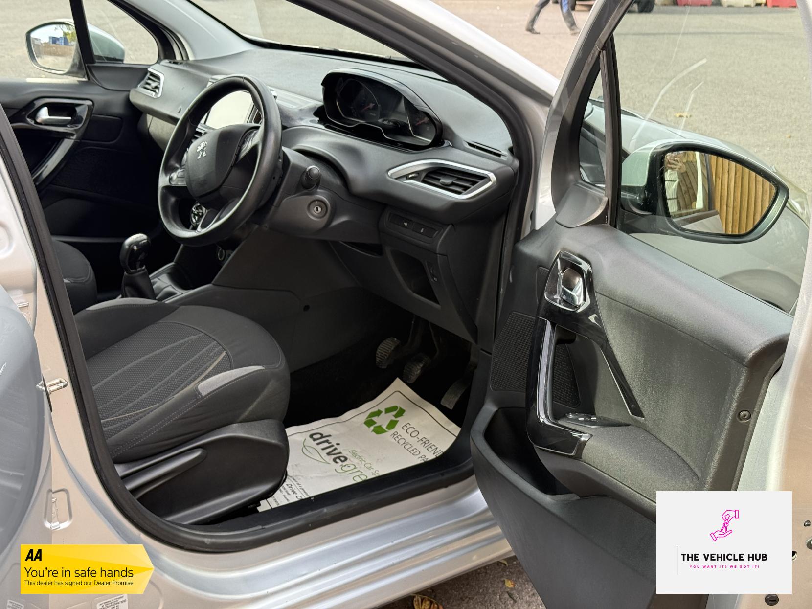 Peugeot 208 1.4 HDi Active Hatchback 5dr Diesel Manual Euro 5 (70 ps)