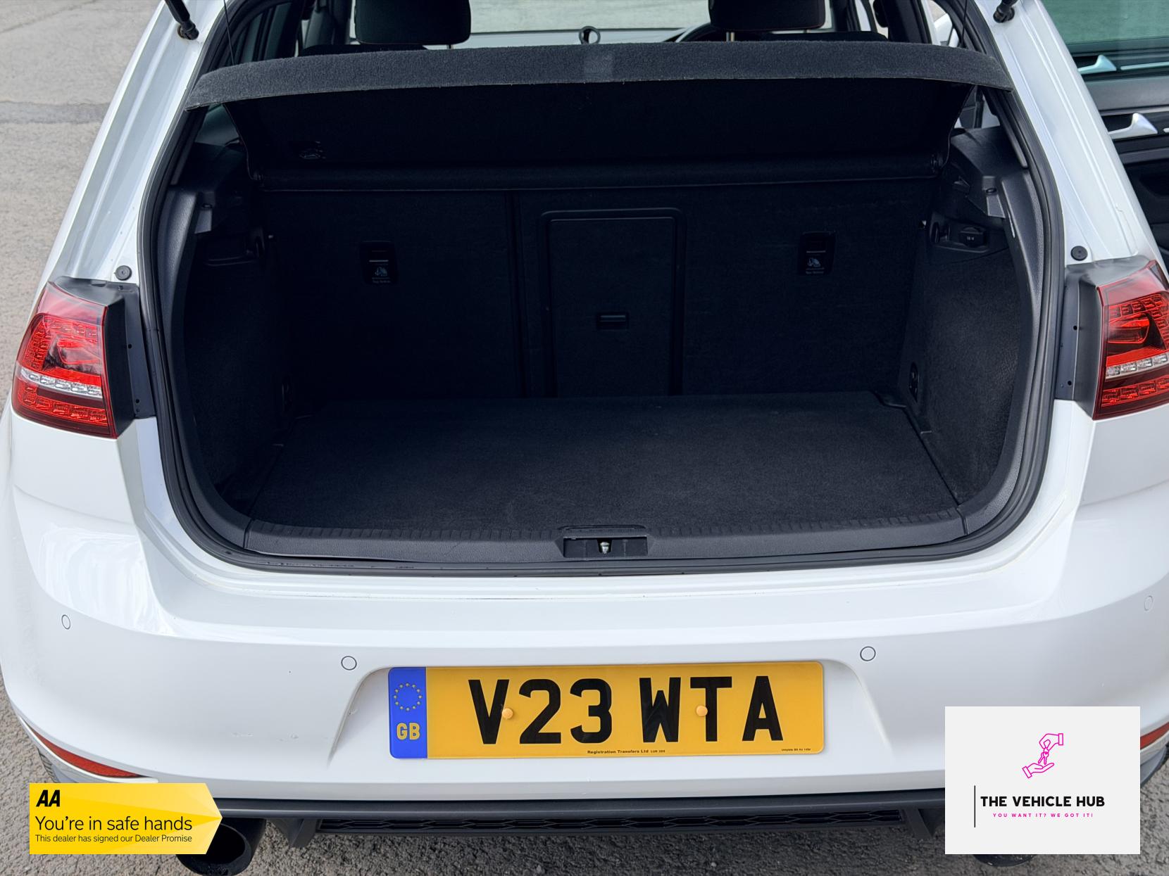 Volkswagen Golf 2.0 TSI BlueMotion Tech GTI Performance Hatchback 5dr Petrol DSG Euro 6 (s/s) (230 ps)