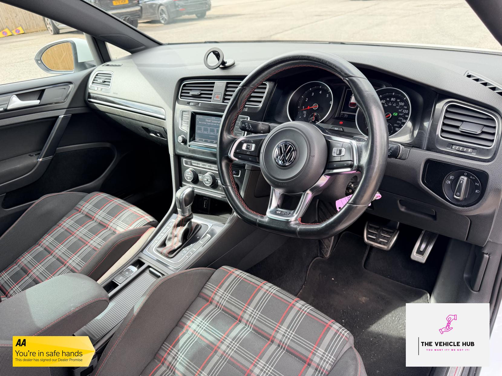 Volkswagen Golf 2.0 TSI BlueMotion Tech GTI Performance Hatchback 5dr Petrol DSG Euro 6 (s/s) (230 ps)