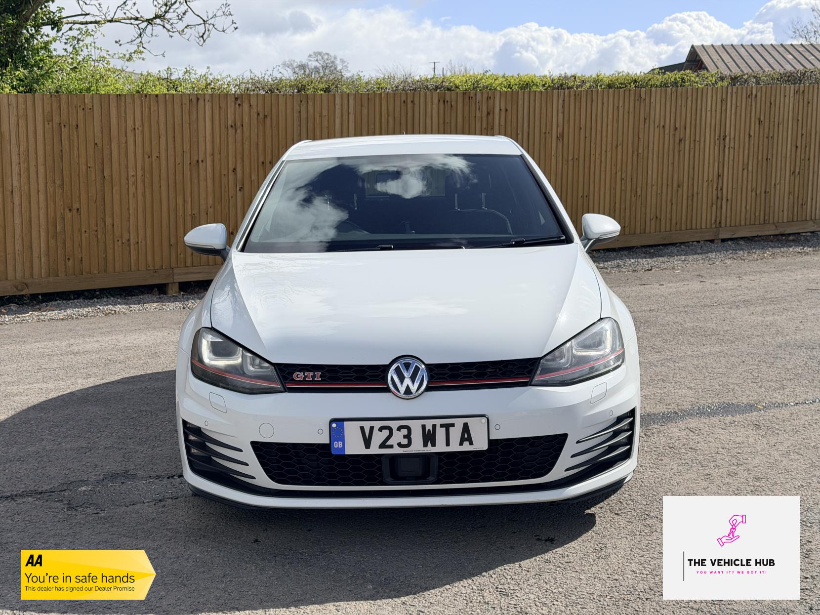Volkswagen Golf 2.0 TSI BlueMotion Tech GTI Performance Hatchback 5dr Petrol DSG Euro 6 (s/s) (230 ps)