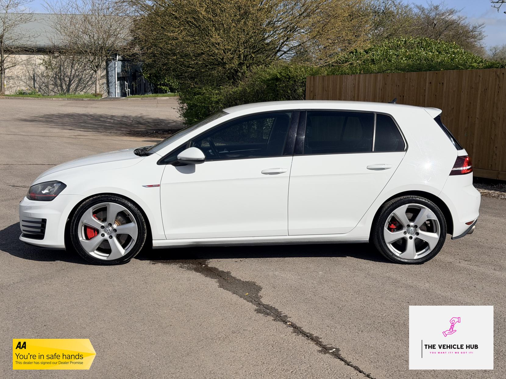 Volkswagen Golf 2.0 TSI BlueMotion Tech GTI Performance Hatchback 5dr Petrol DSG Euro 6 (s/s) (230 ps)