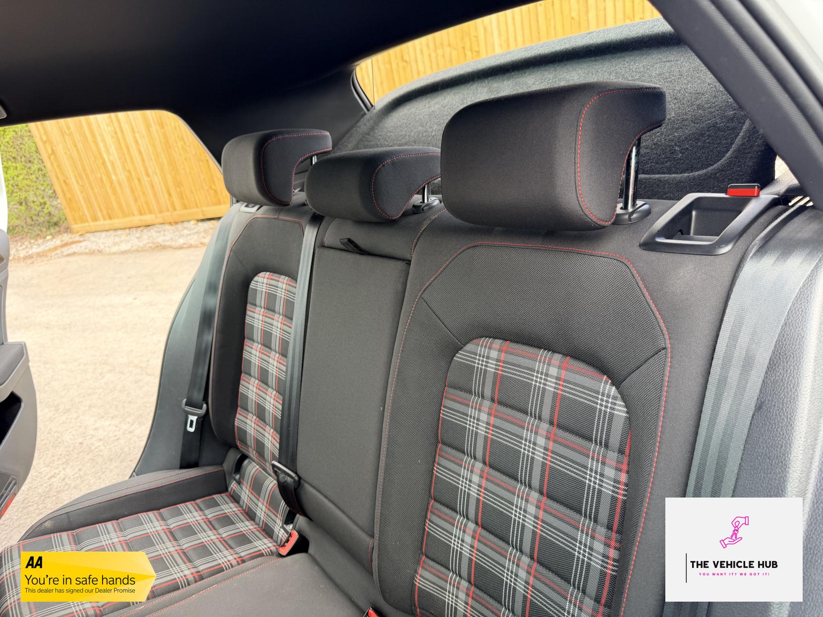 Volkswagen Golf 2.0 TSI BlueMotion Tech GTI Performance Hatchback 5dr Petrol DSG Euro 6 (s/s) (230 ps)