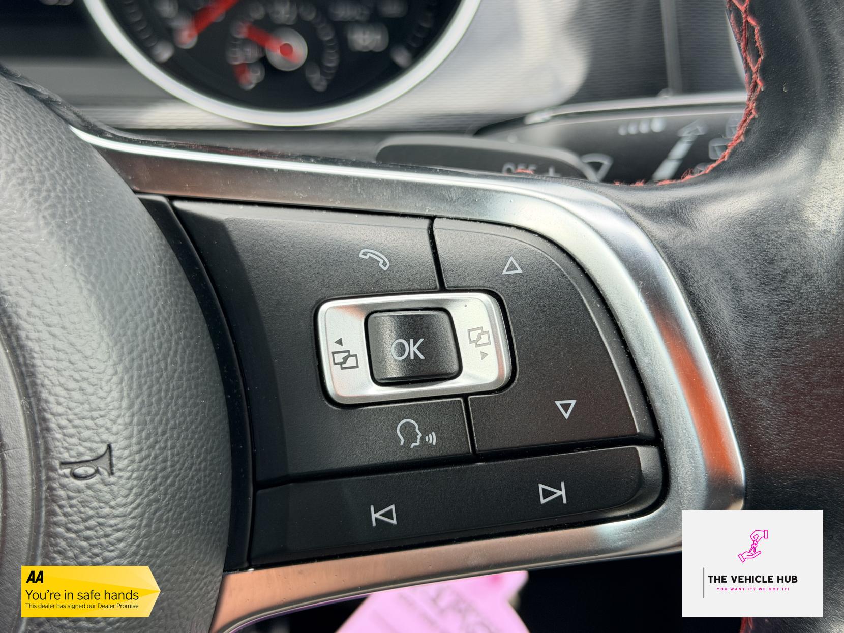 Volkswagen Golf 2.0 TSI BlueMotion Tech GTI Performance Hatchback 5dr Petrol DSG Euro 6 (s/s) (230 ps)