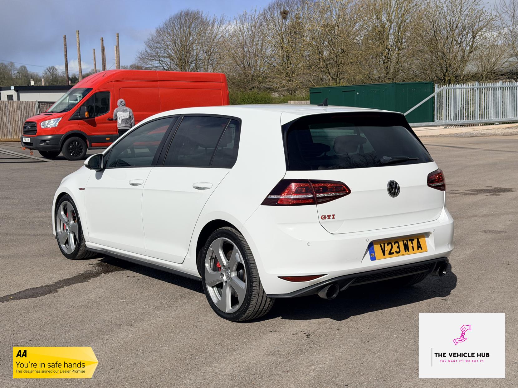 Volkswagen Golf 2.0 TSI BlueMotion Tech GTI Performance Hatchback 5dr Petrol DSG Euro 6 (s/s) (230 ps)