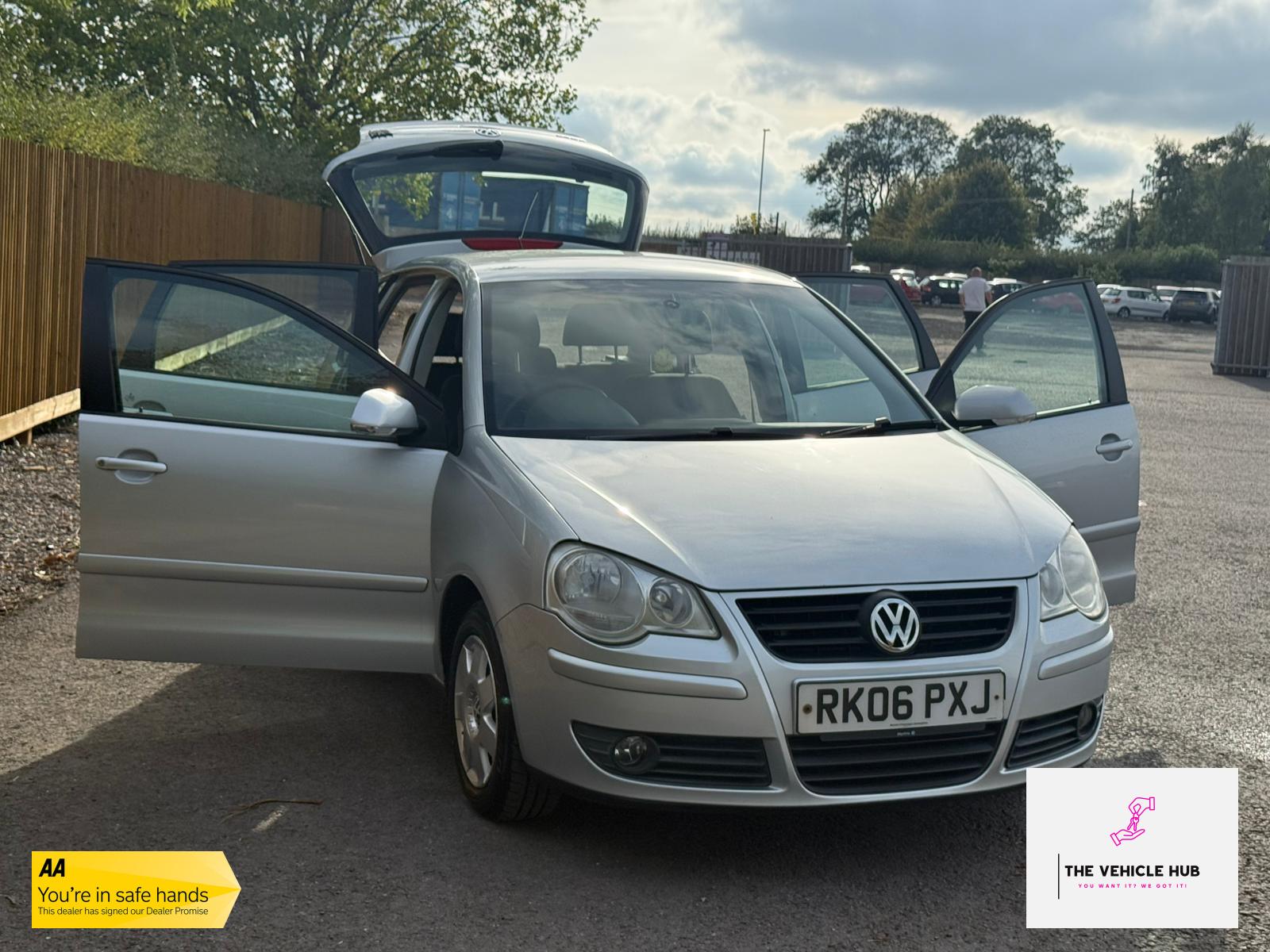 Volkswagen Polo 1.4 S Hatchback 5dr Petrol Manual (158 g/km, 74 bhp)