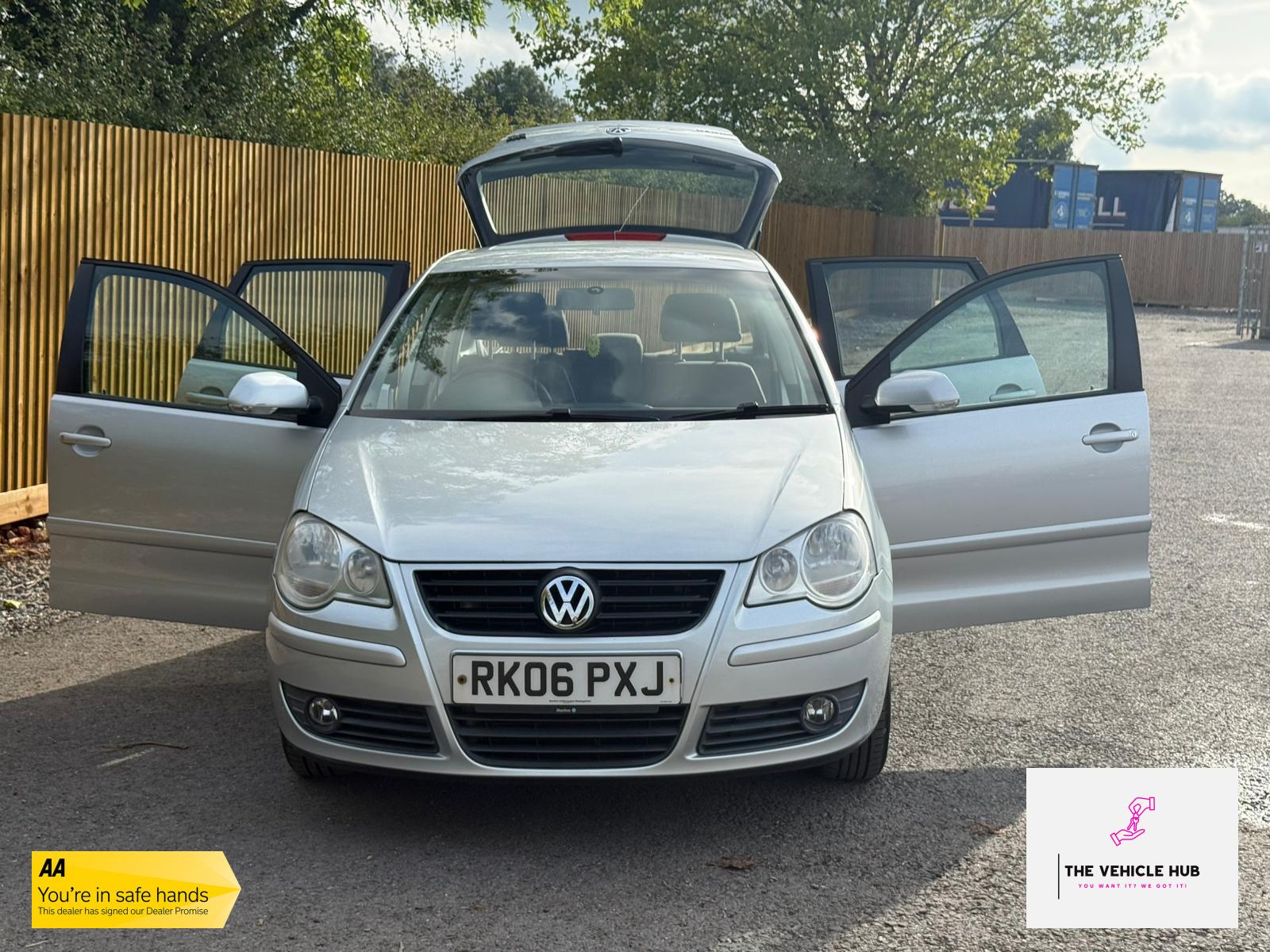 Volkswagen Polo 1.4 S Hatchback 5dr Petrol Manual (158 g/km, 74 bhp)