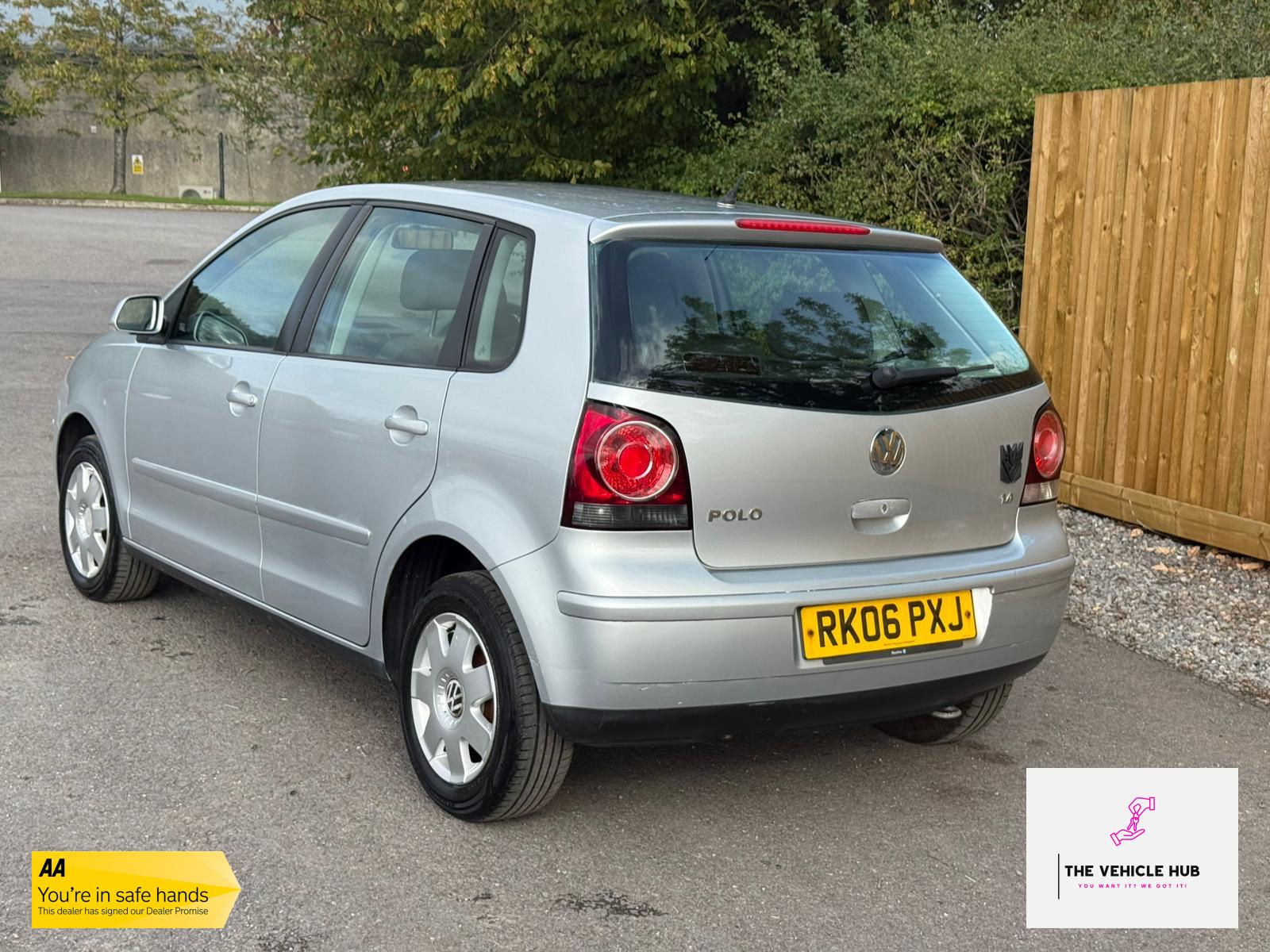 Volkswagen Polo 1.4 S Hatchback 5dr Petrol Manual (158 g/km, 74 bhp)